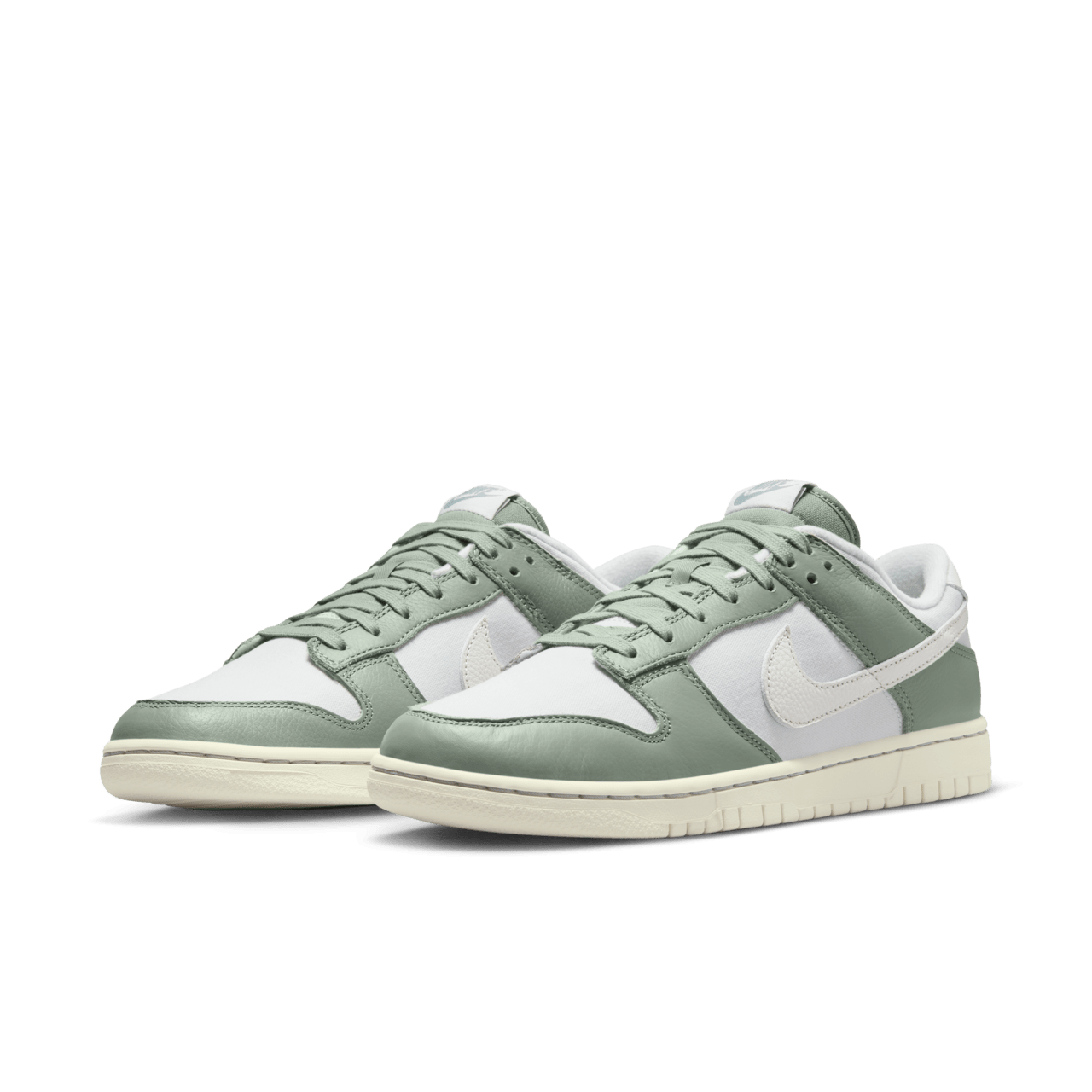 Dunk Low „Mica Green” (DV7212-300)