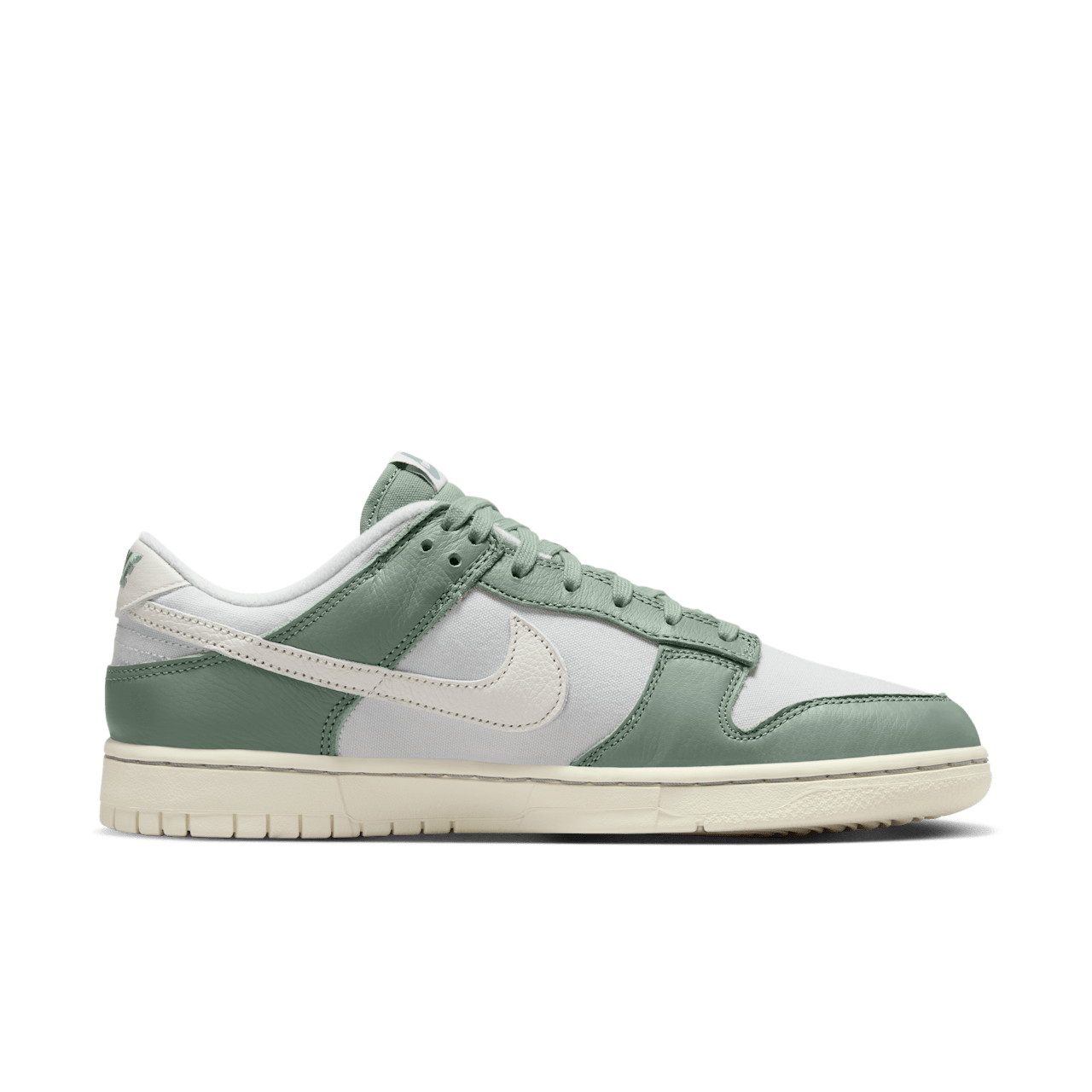 Dunk Low «Mica Green» (DV7212-300)
