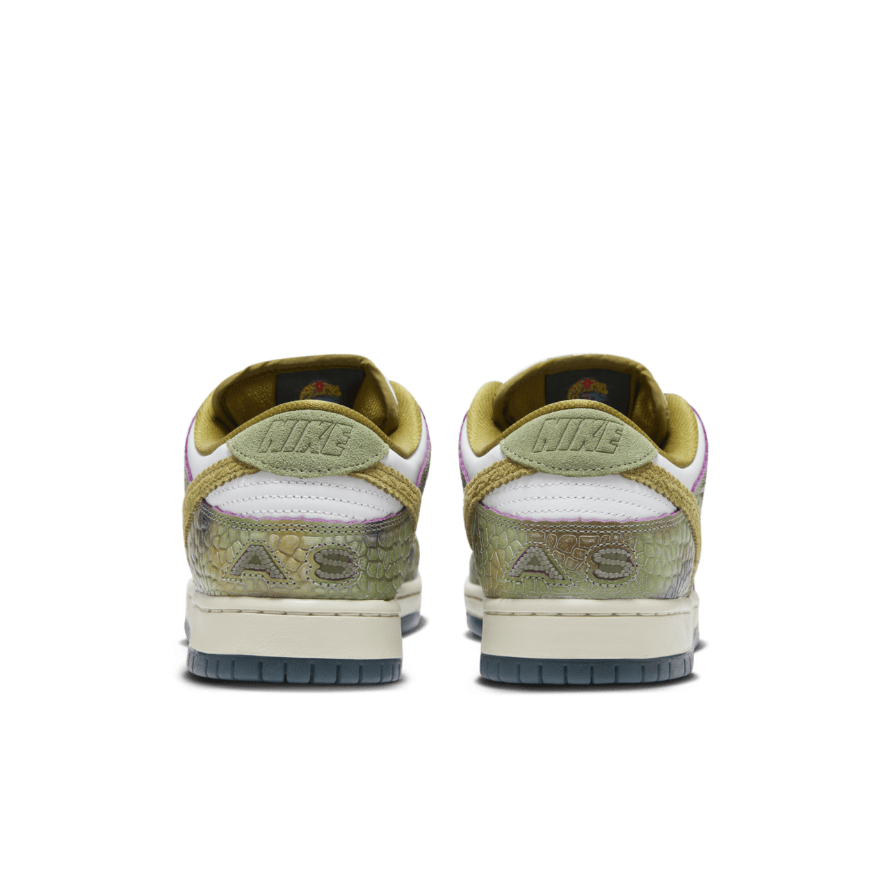 วันเปิดตัว Nike SB Dunk Low Pro x Alexis Sablone "White and Pacific Moss" (HJ3386-300)
