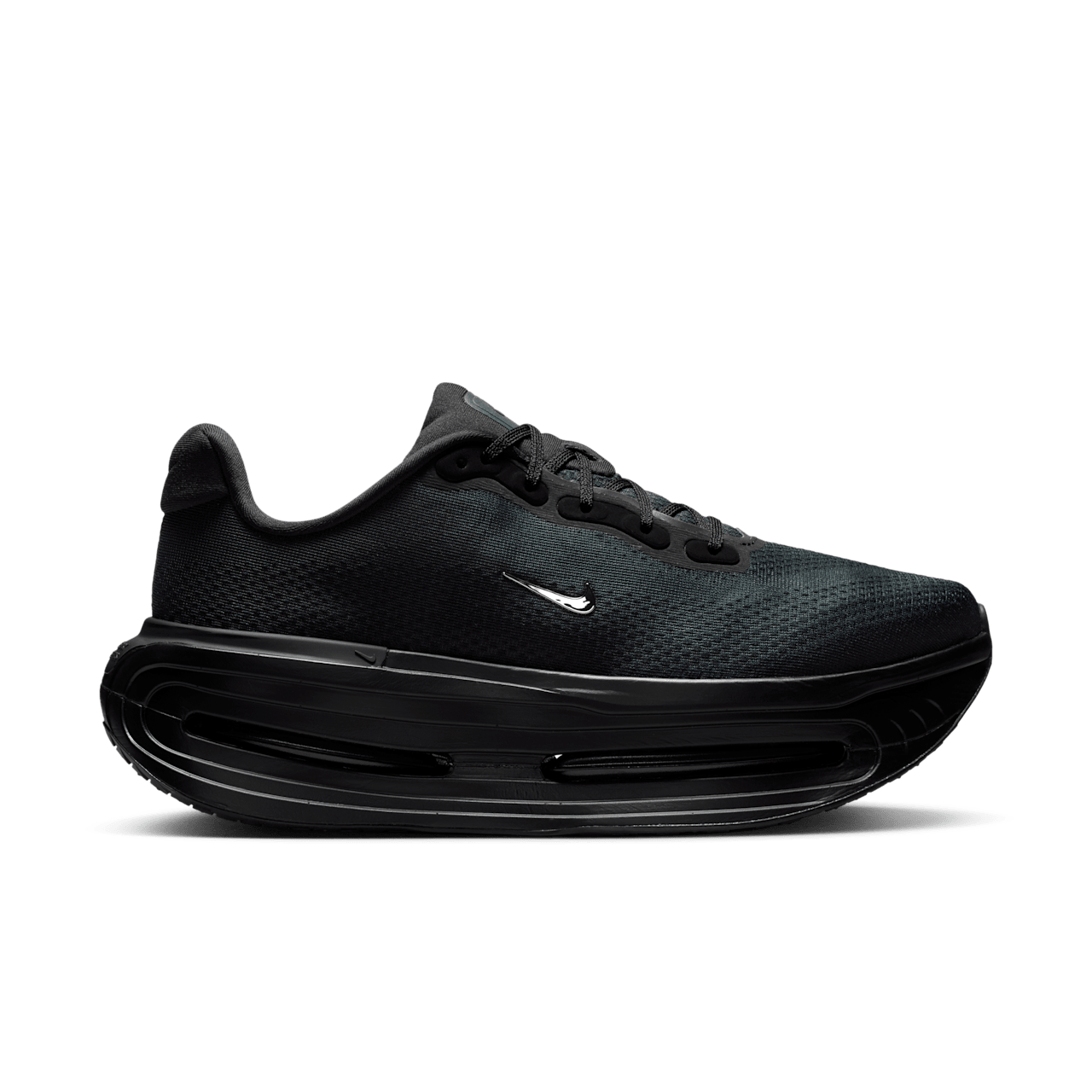 【NIKE公式】ボメロ 'Black' (IQ0627-001) 発売日