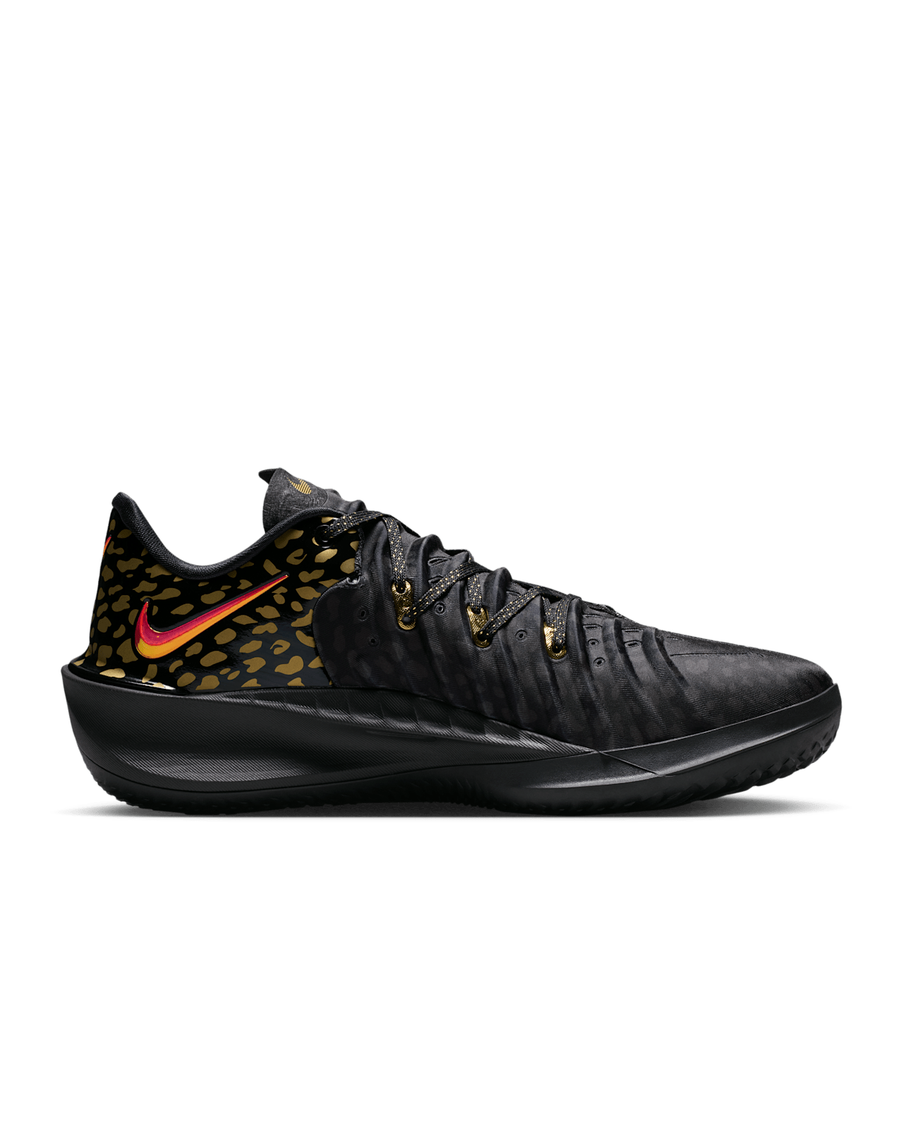 Date de sortie de la G.T. Cut 4 Victor Wembanyama "Black and Metallic Gold" (IU1960-001)