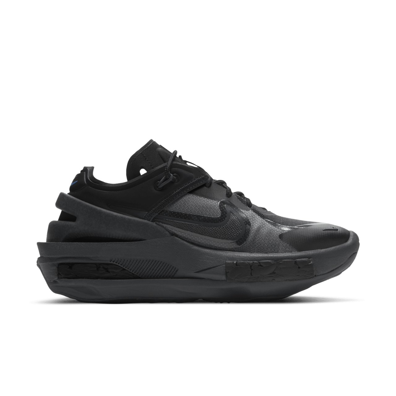 Date de sortie de la Fontanka Edge « Triple Black »