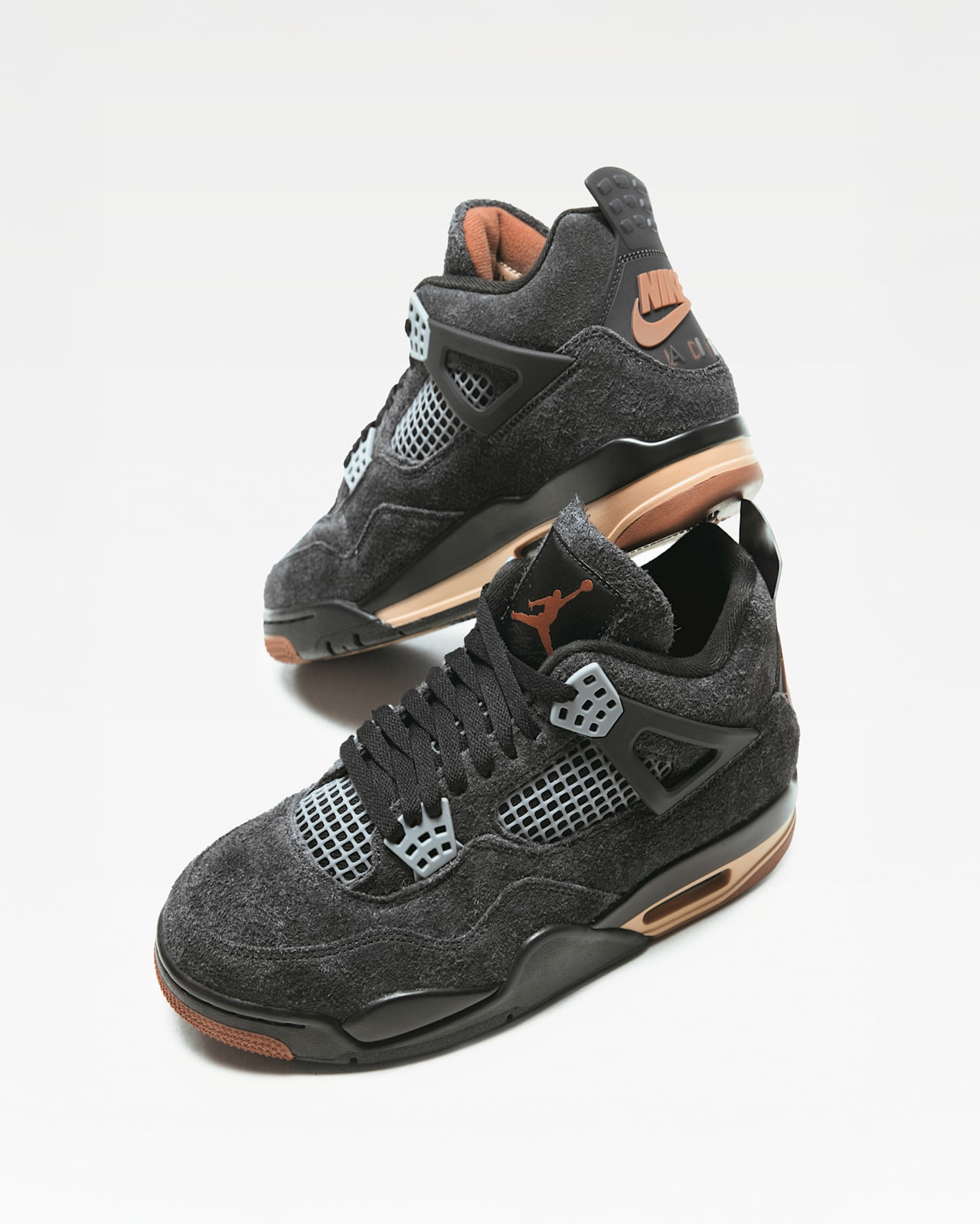 Air Jordan 4 'London' 'Black and Dark Smoke Grey' (IV6048-001) – releasedatum