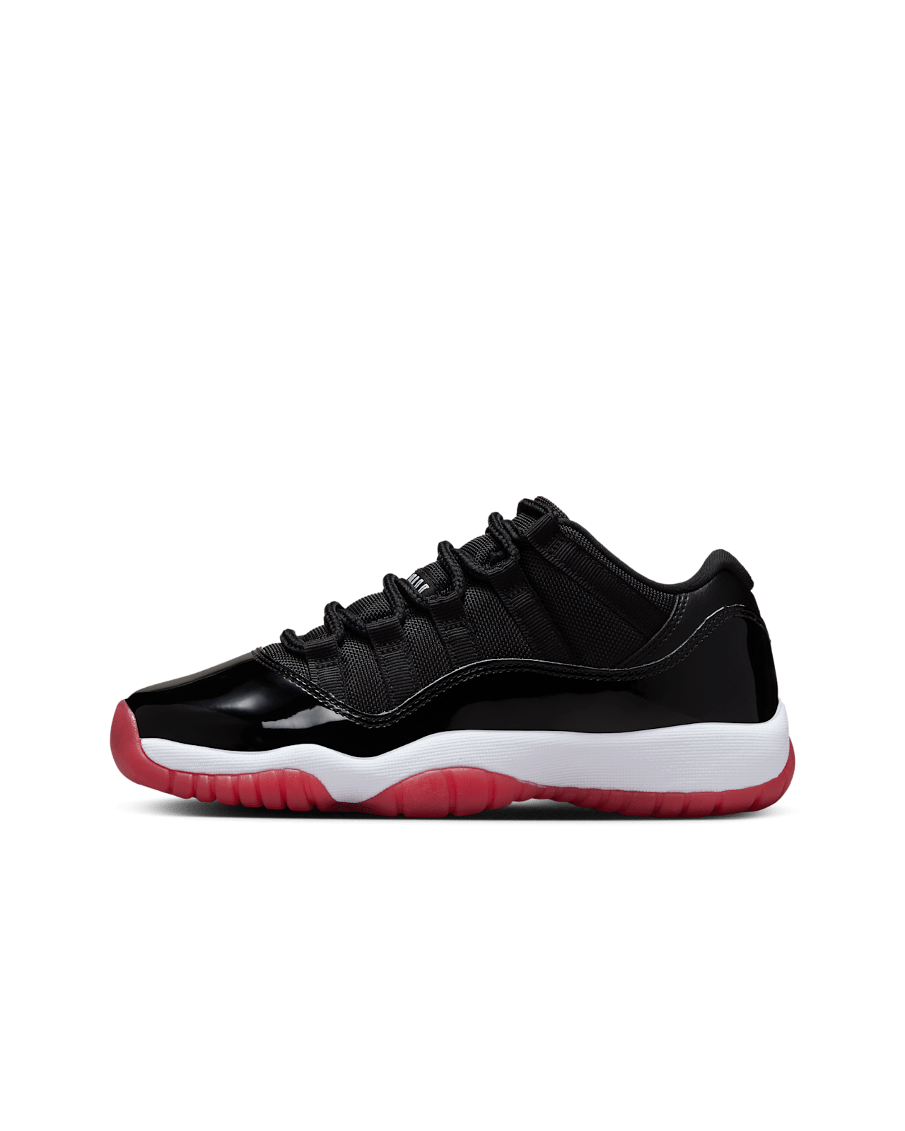 Fecha de lanzamiento de los Air Jordan 11 Low "Bred" (FV5104-006)