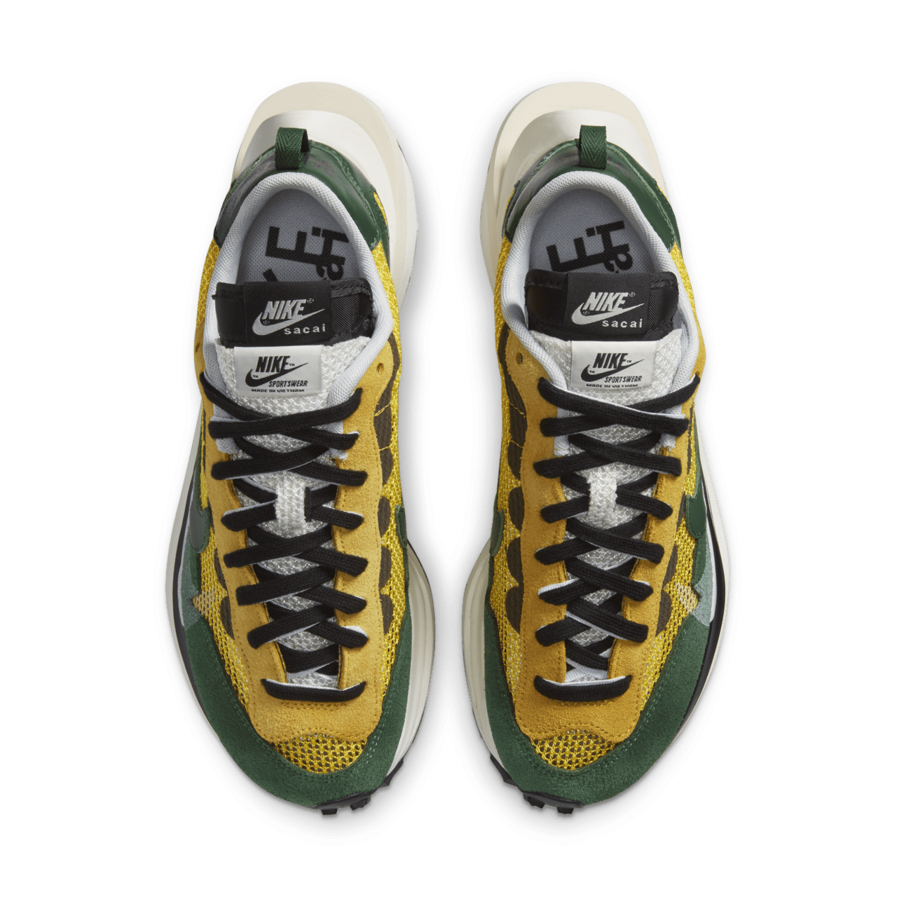 【NIKE公式】ナイキ x sacai ヴェイパーワッフル 'Tour Yellow ＆ Gorge Green-Sail' (NIKE VAPORWAFFLE / SACAI / CV1363-700)