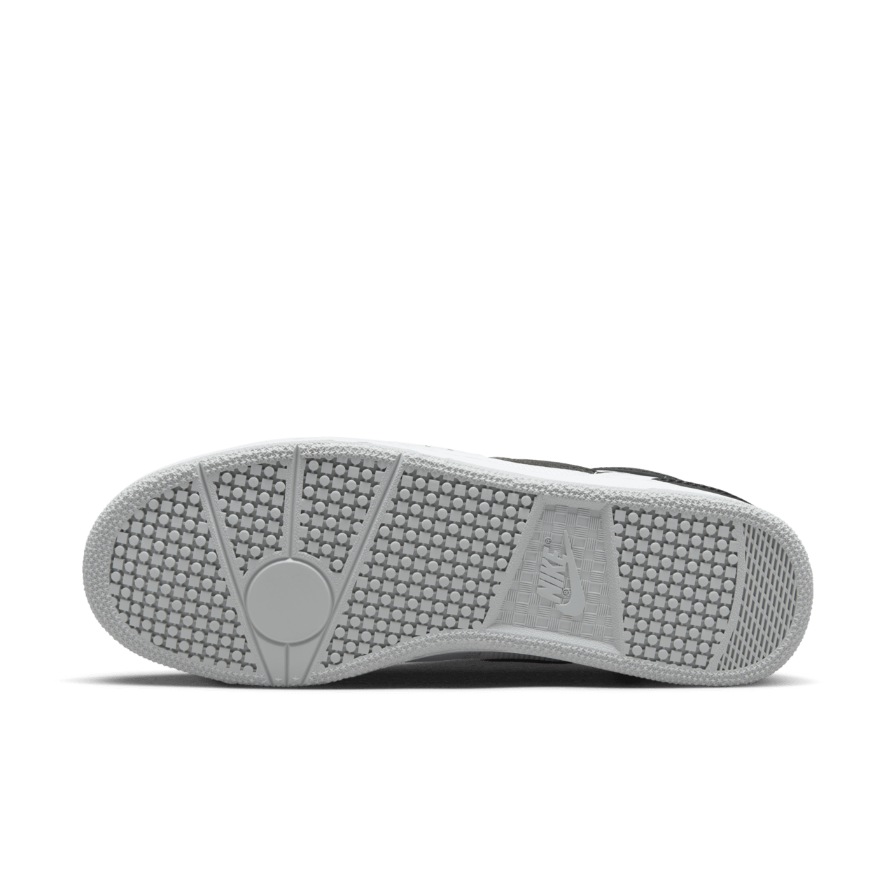 วันเปิดตัว Nike Attack "Black and White" (FB8938-101)