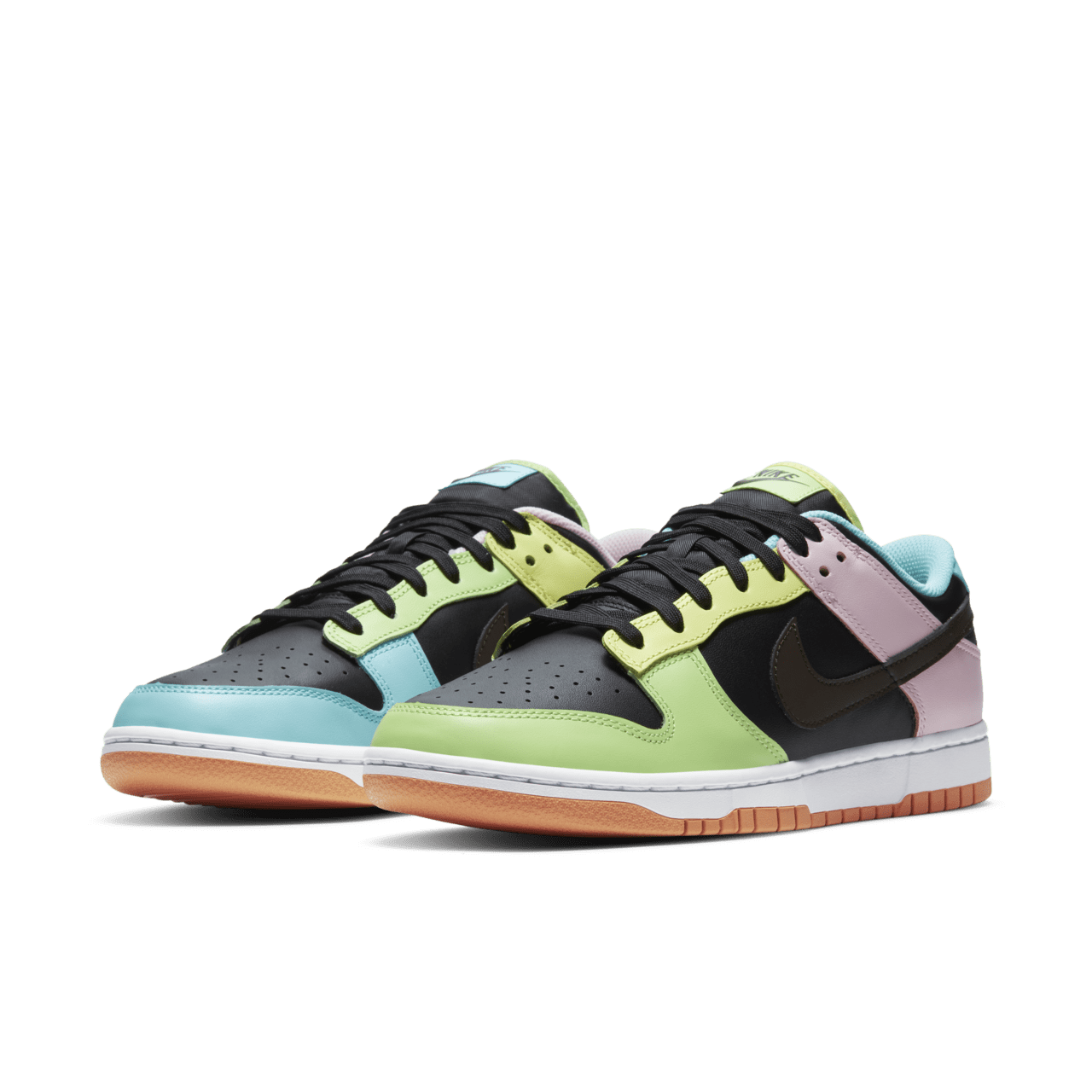 วันเปิดตัว Dunk Low “Free.99”