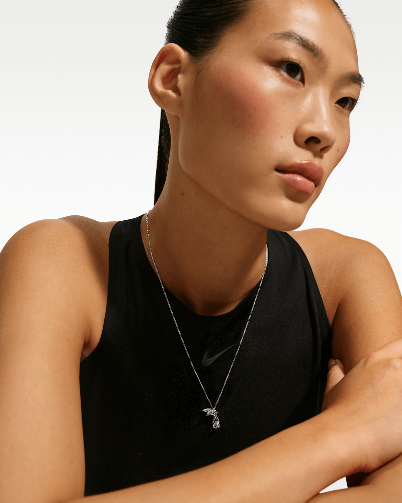 Colección de collares con dije Nike Goddess of Victory