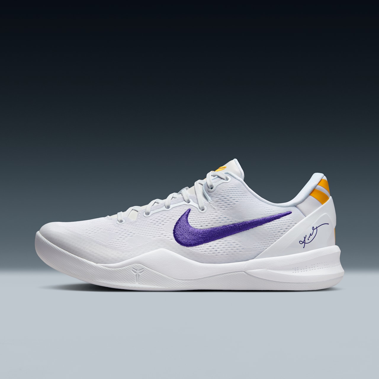 Kobe 8 Protro „White and Court Purple” (HF9550-100) – megjelenési dátum