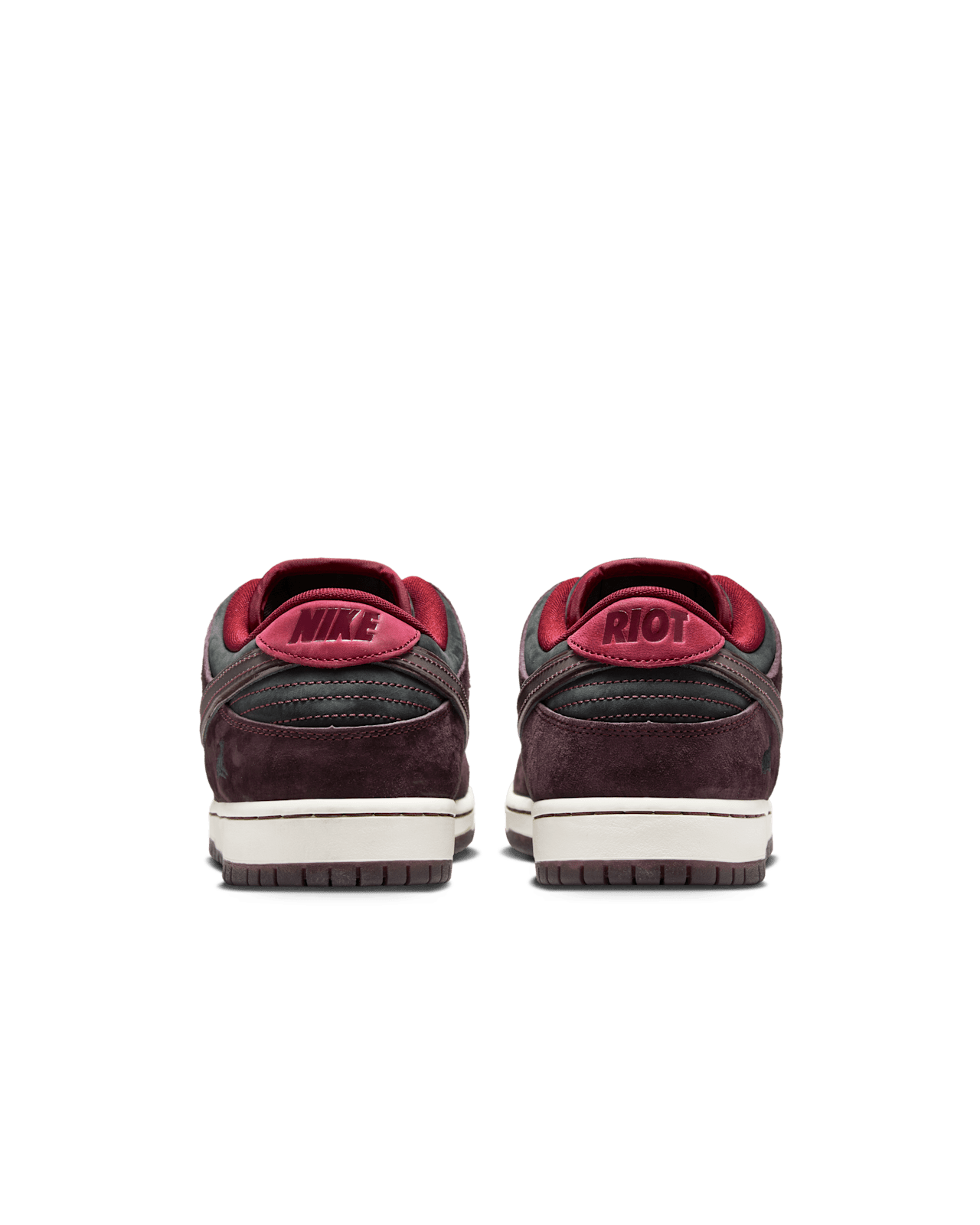 Data de llançament de les Nike SB Dunk Low Pro x Riot Skateshop "Mahogany and Team Red" (FZ1289-200)