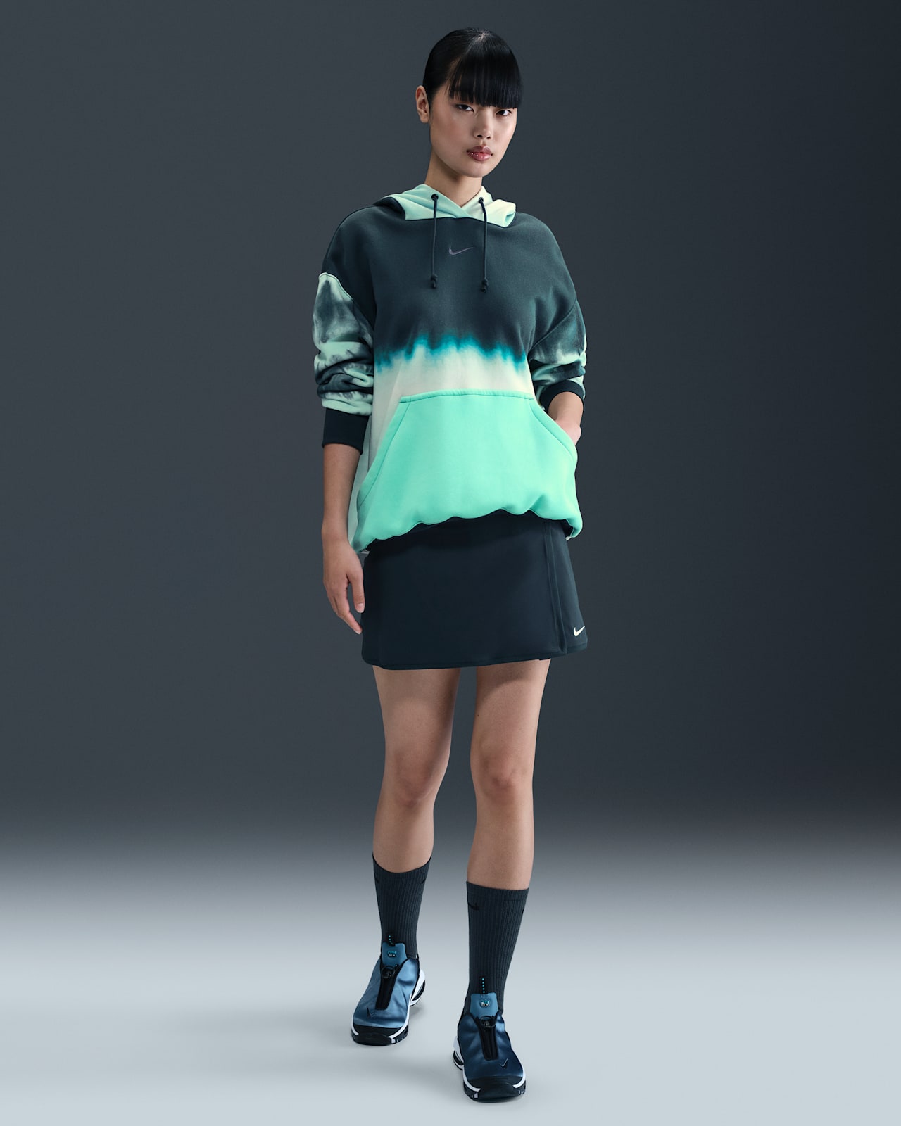 売切れ前に NIKE オーバーサイズド プルオーバー パーカー ウィメンズ オーバーサイズド プリント プルオーバー パーカー