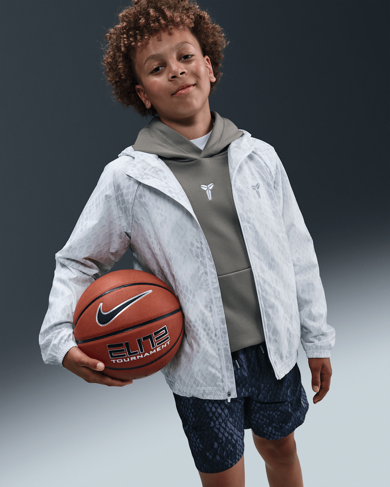 วันเปิดตัว Kobe Halo Apparel Collection