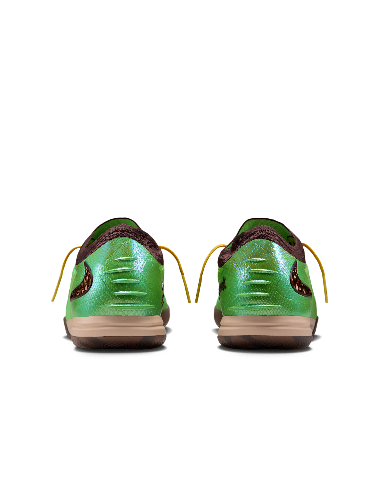 Phantom 6 Low Indoor x Cactus Jack "Earth and Metallic Gold" (IV2037-900) – Data del lancio