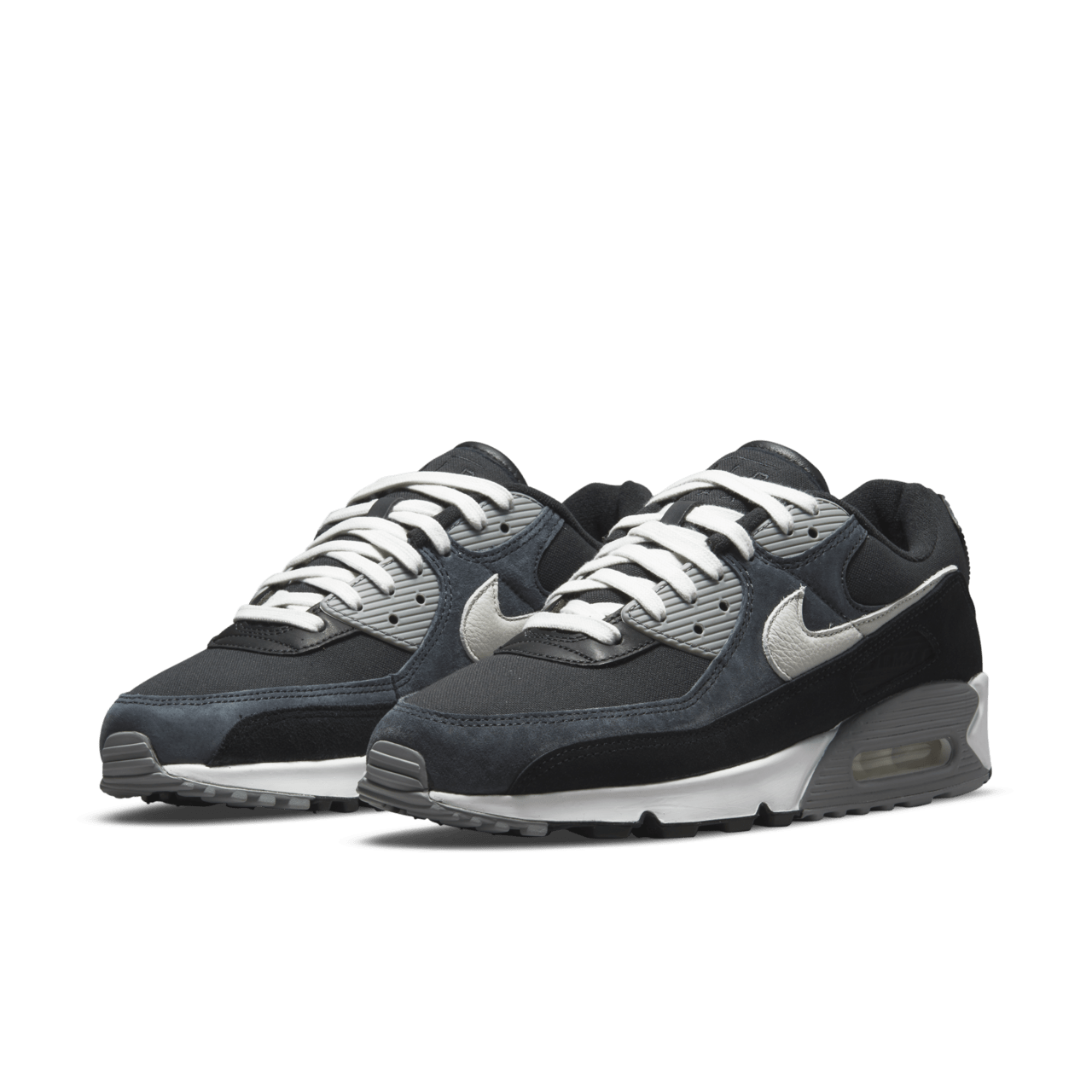 วันเปิดตัว Air Max 90 “Off Noir”