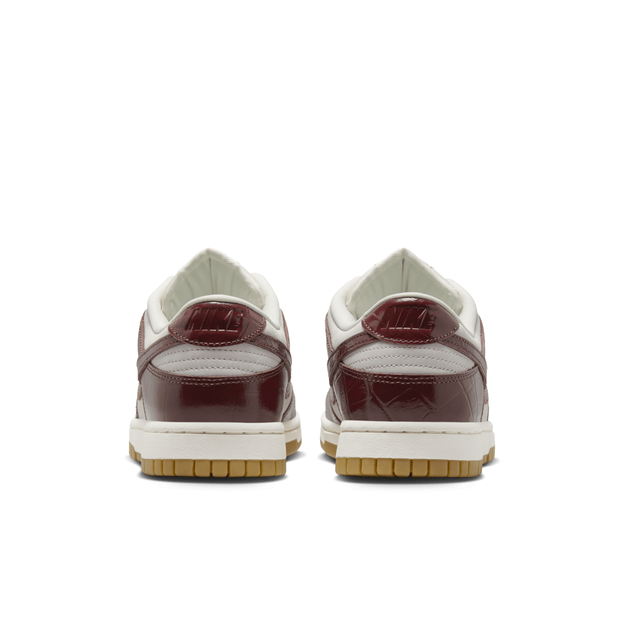วันเปิดตัว Dunk Low LX "Dark Team Red and Phantom" ผู้หญิง (FJ2260-004)