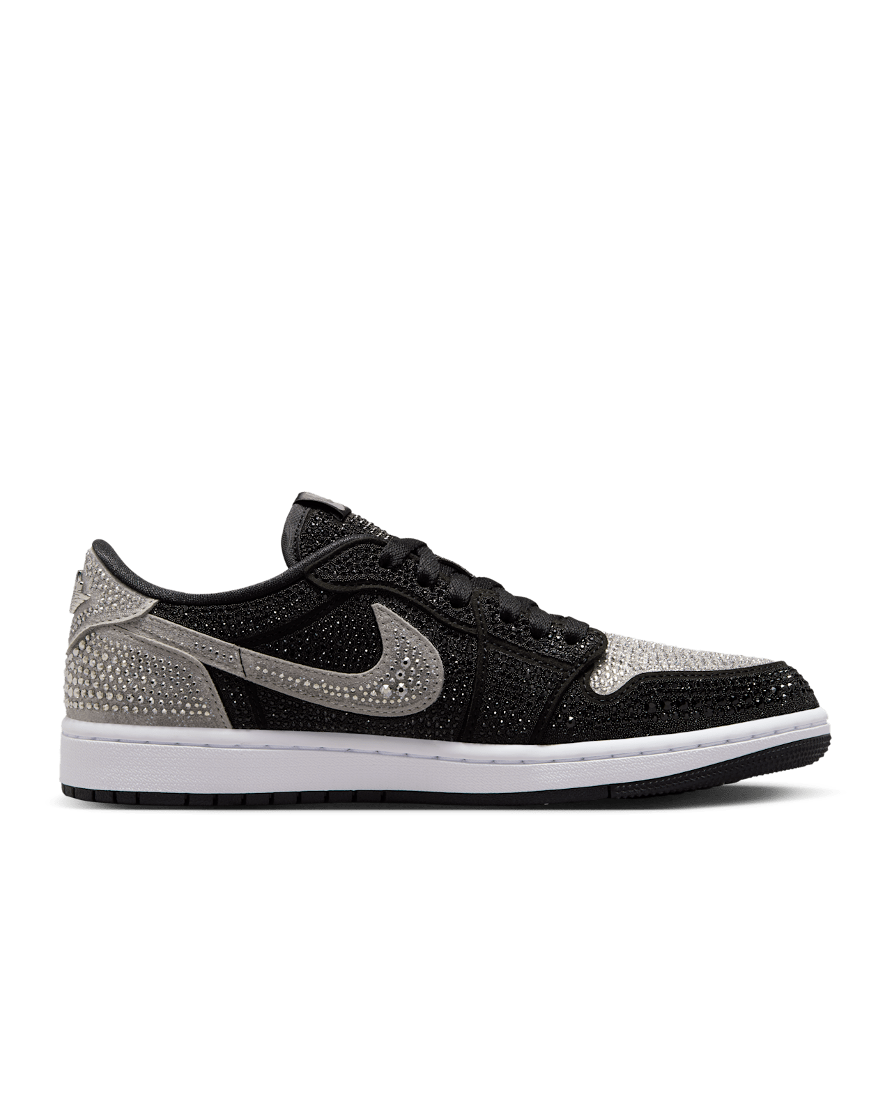 【NIKE公式】ウィメンズ エア ジョーダン 1 LOW OG Swarovski® 'Crystal' (HM9208-001 / W AJ1 RETRO LOW OG SWAROVSKI)