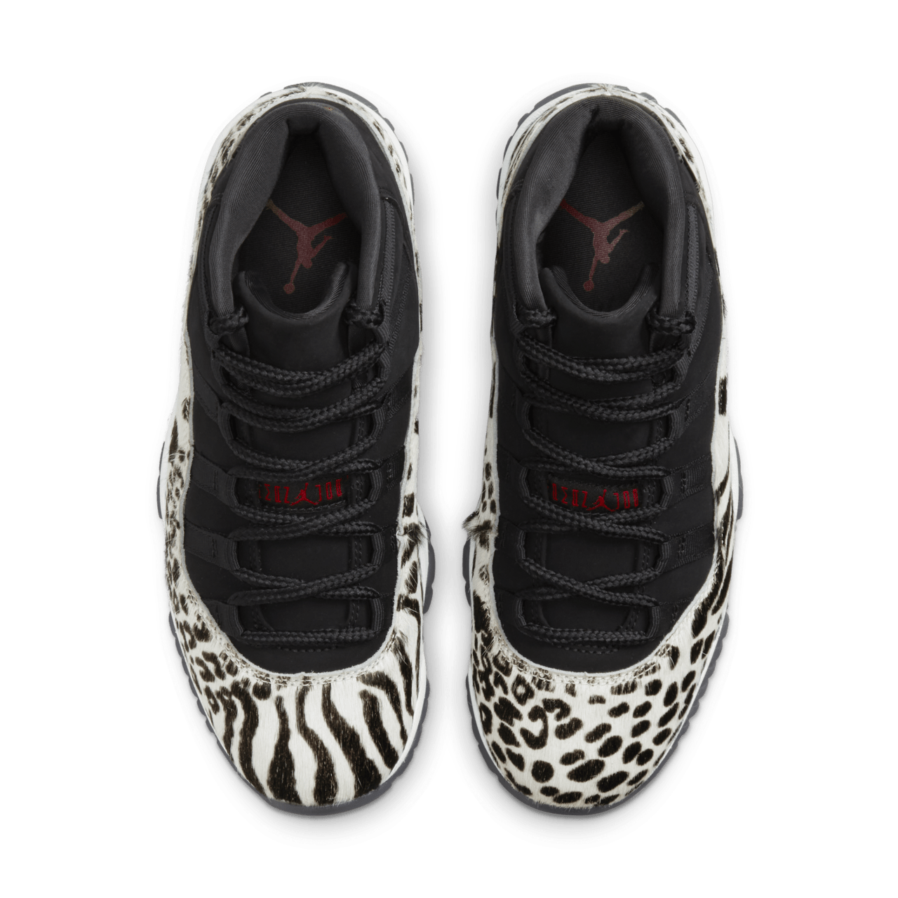 【NIKE公式】レディース エア ジョーダン 11 'Black and White' (AR0715-010 / WMNS AJ 11 RETRO)