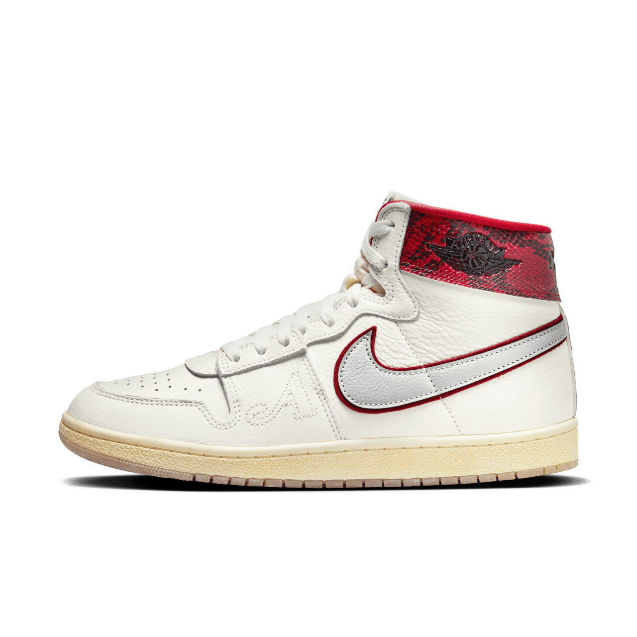 Fecha de lanzamiento del Jordan Air Ship x Awake NY University Red FN8675 100 Nike SNKRS