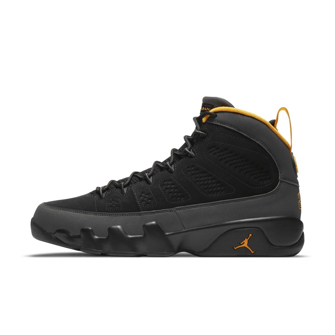 Fecha de lanzamiento del calzado Air Jordan 9 "University Gold"