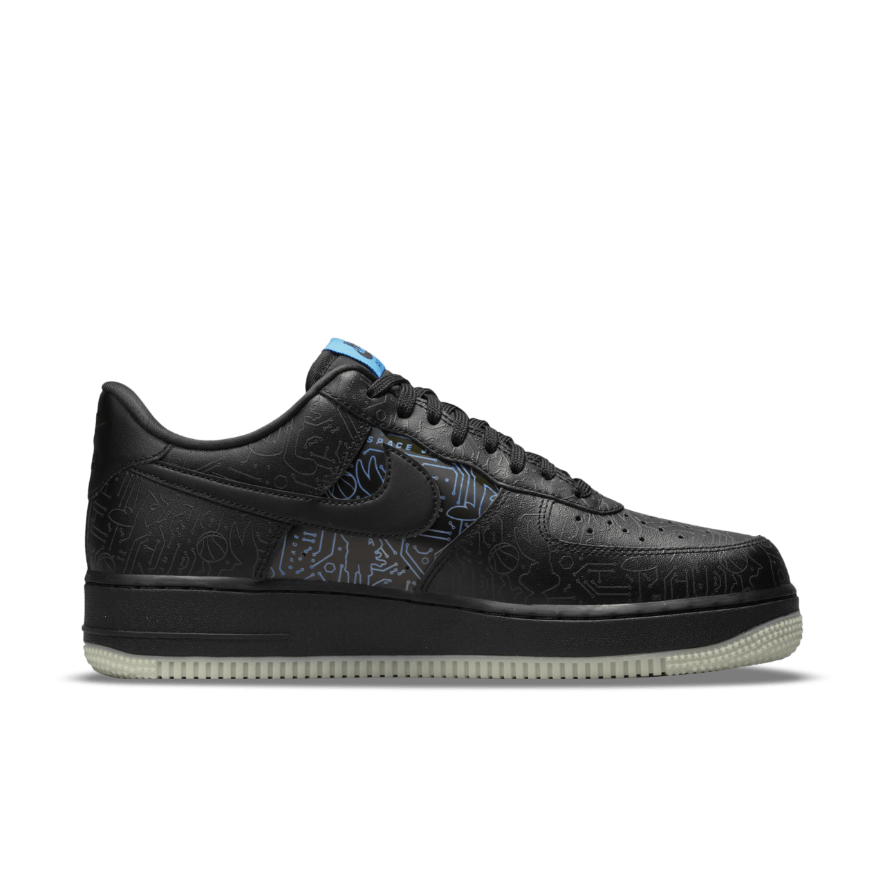 【NIKE公式】エア フォース 1 '07 x スペース・プレイヤーズ 'Computer Chip' (DH5354-001 / AF1 '07)