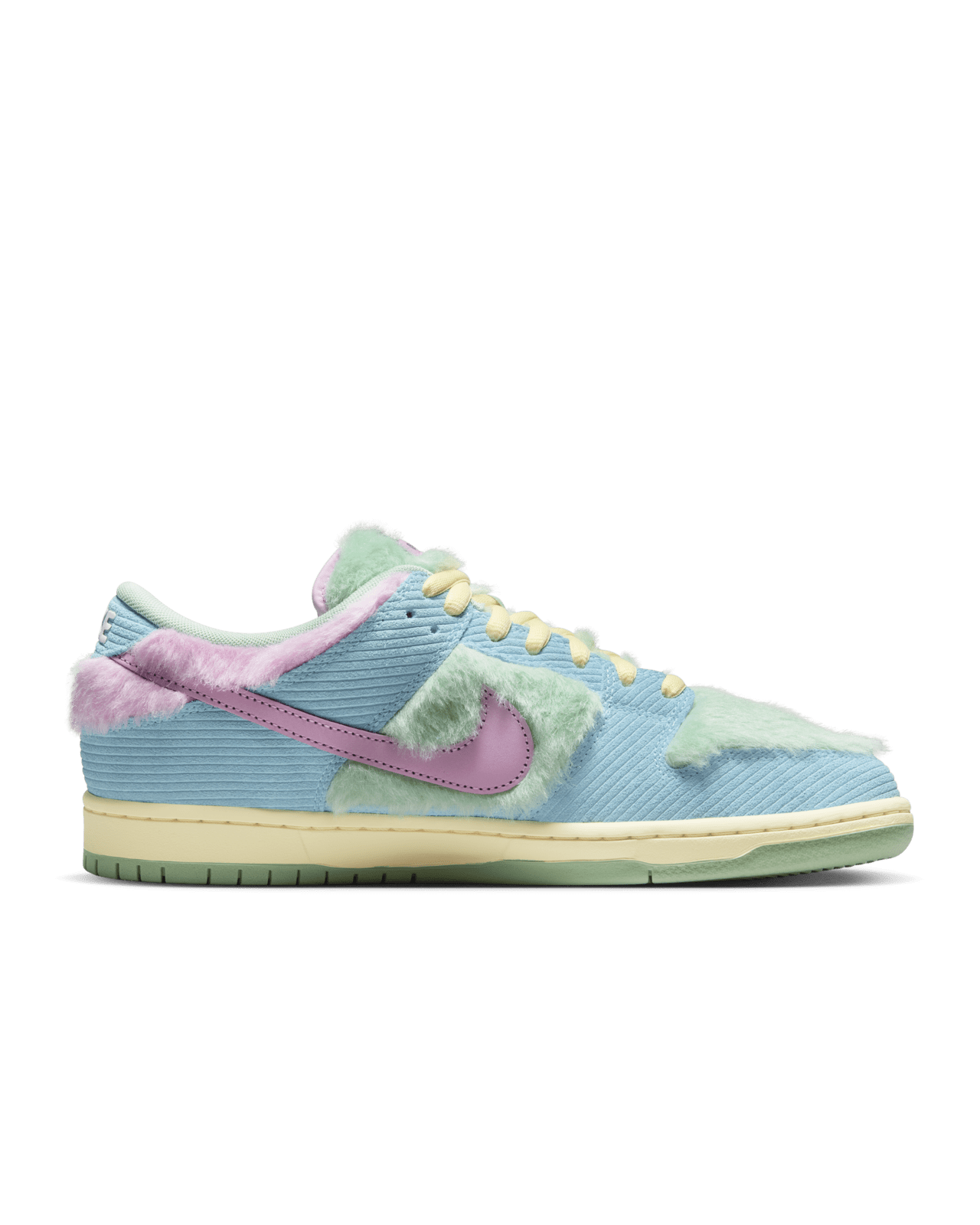 Fecha de lanzamiento de los Nike SB Dunk Low Pro x Verdy "Blue Gaze and Enamel Green" (FN6040-400)