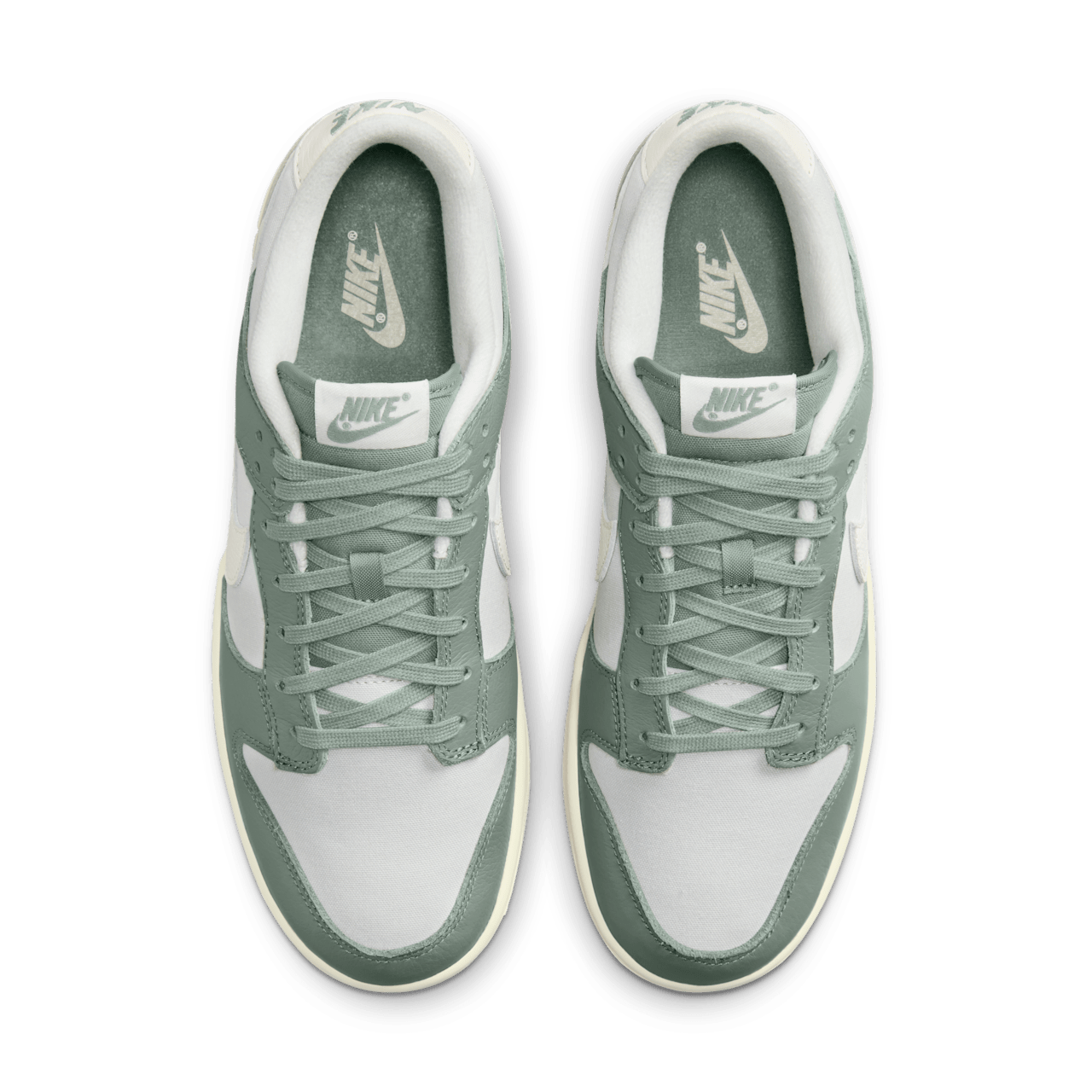 Dunk Low «Mica Green» (DV7212-300)
