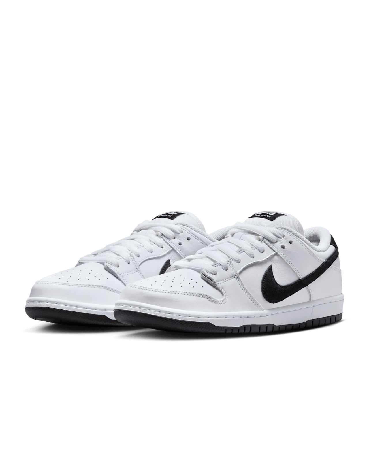 Ημερομηνία κυκλοφορίας του Nike SB Dunk Low Pro "White and Black" (HF3704-100)