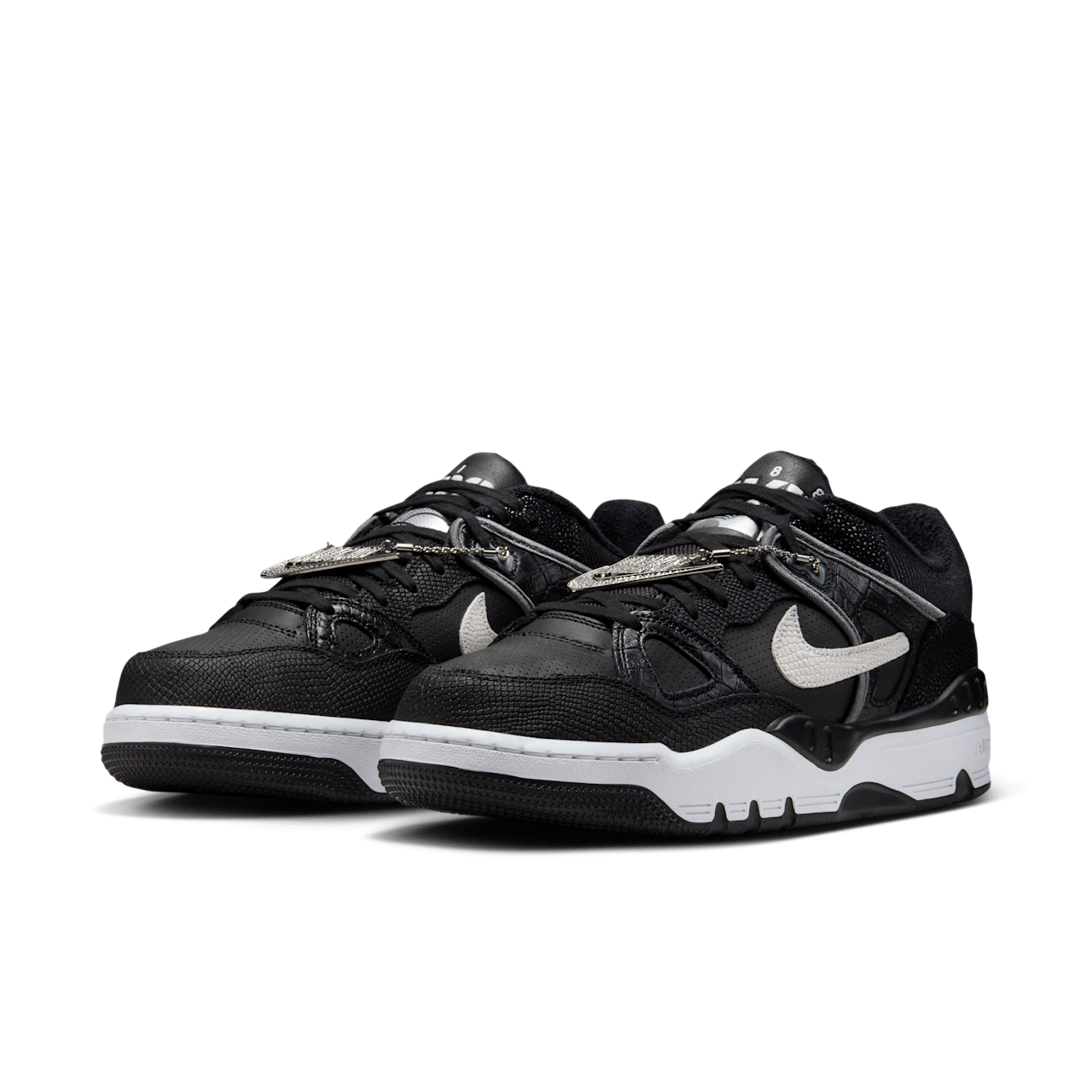 Date de sortie de la Air Force 3 Low x NIGO « Black and White » (HF7630-001)