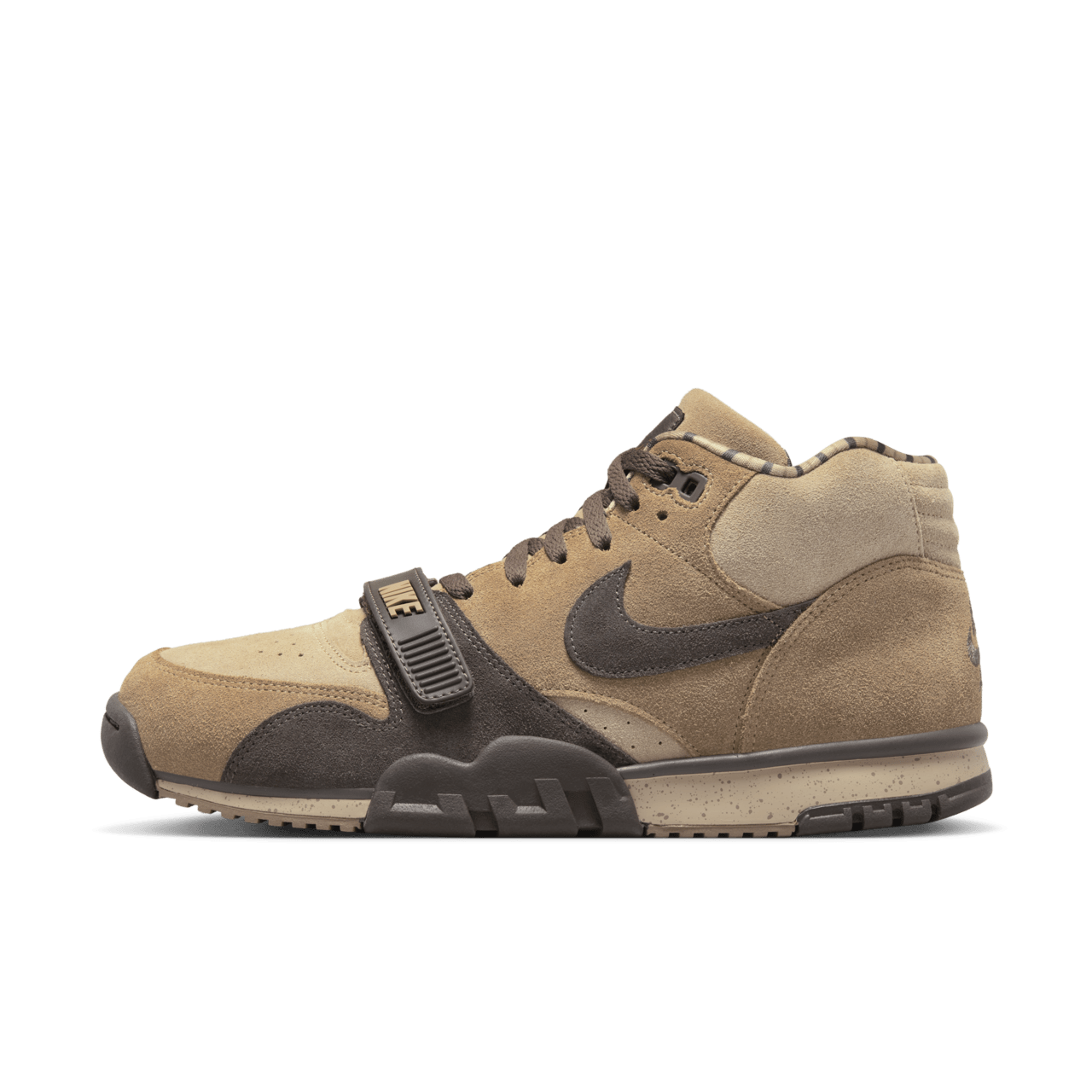 Air Trainer 1 'Shima Shima' (DV6998-200) 發售日期