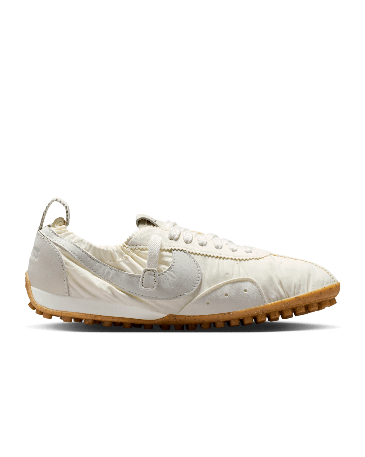 Fecha de lanzamiento de los tenis Moon x Jacquemus "Soft Pearl and Sail" para mujer (HV8547-002)