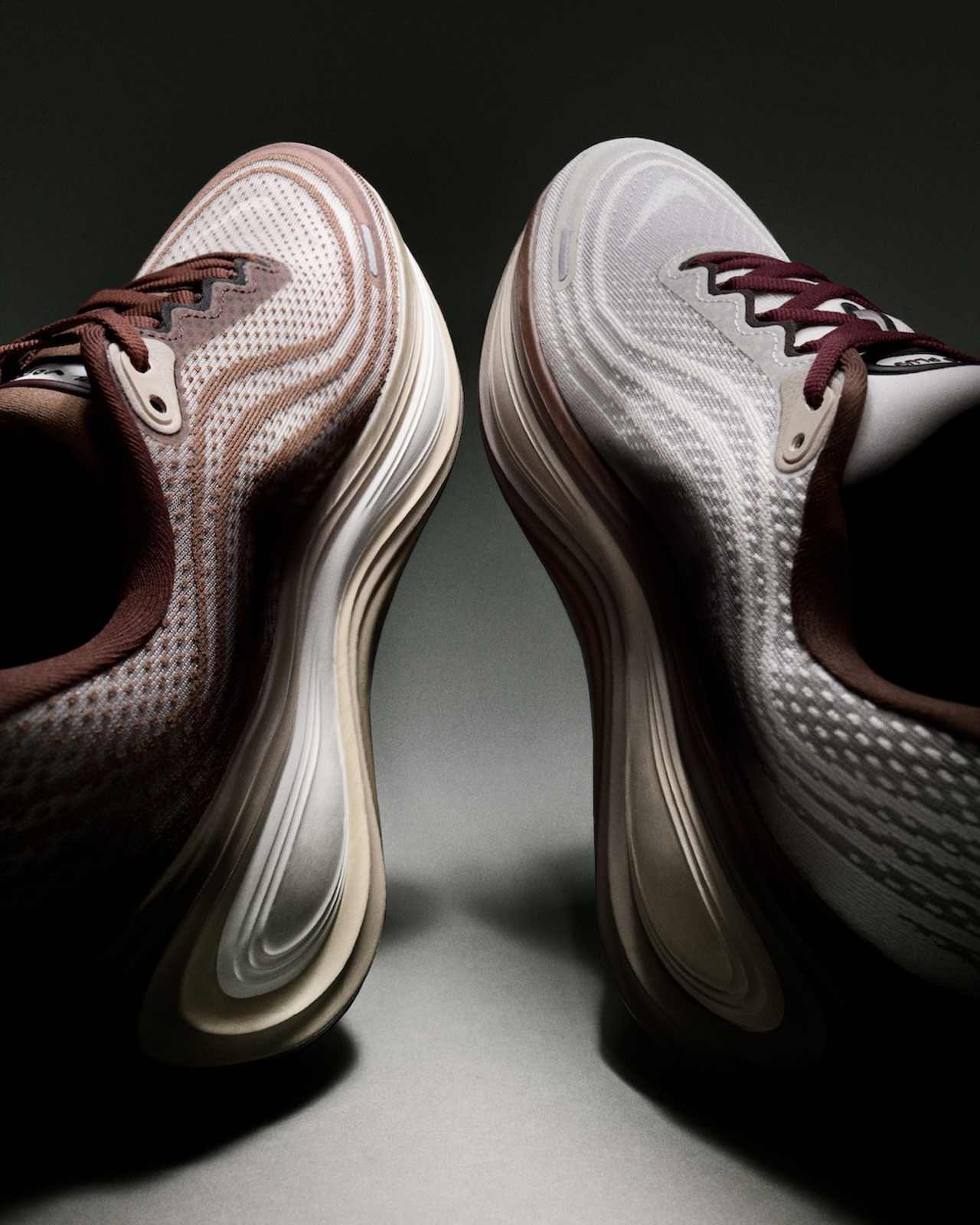 Vomero Plus 'Sail and Baroque Brown' (IO4482-100) release date