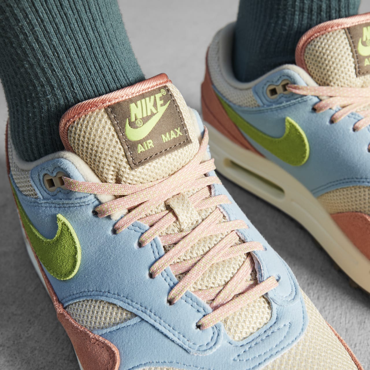 Fecha de lanzamiento de las Air Max 1 "Light Madder Root and Worn Blue" (DV3196-800)