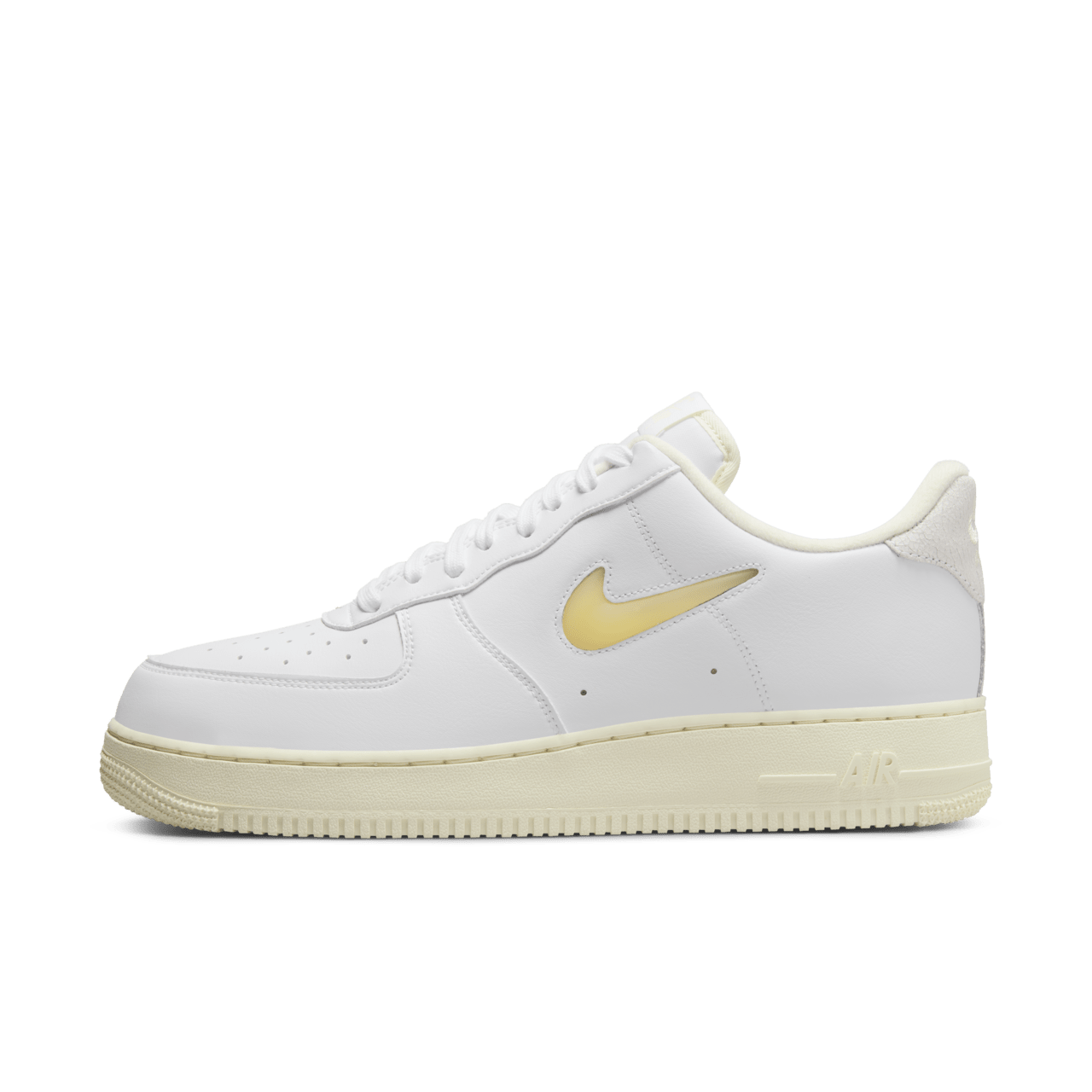 วันเปิดตัว Air Force 1 "Pale Vanilla" (DC8894-100)