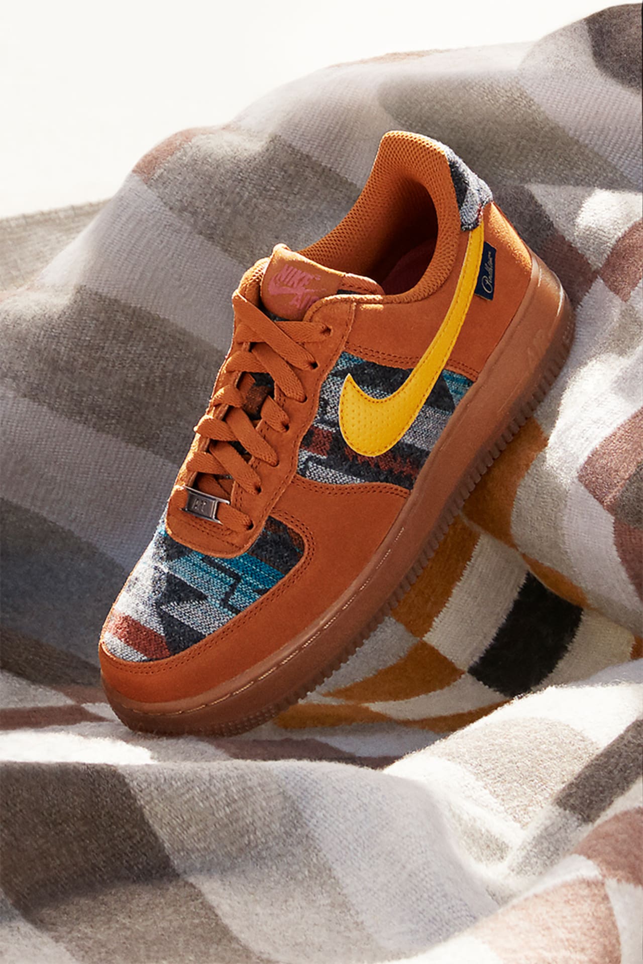 Nike air force 1 pendleton hotsell