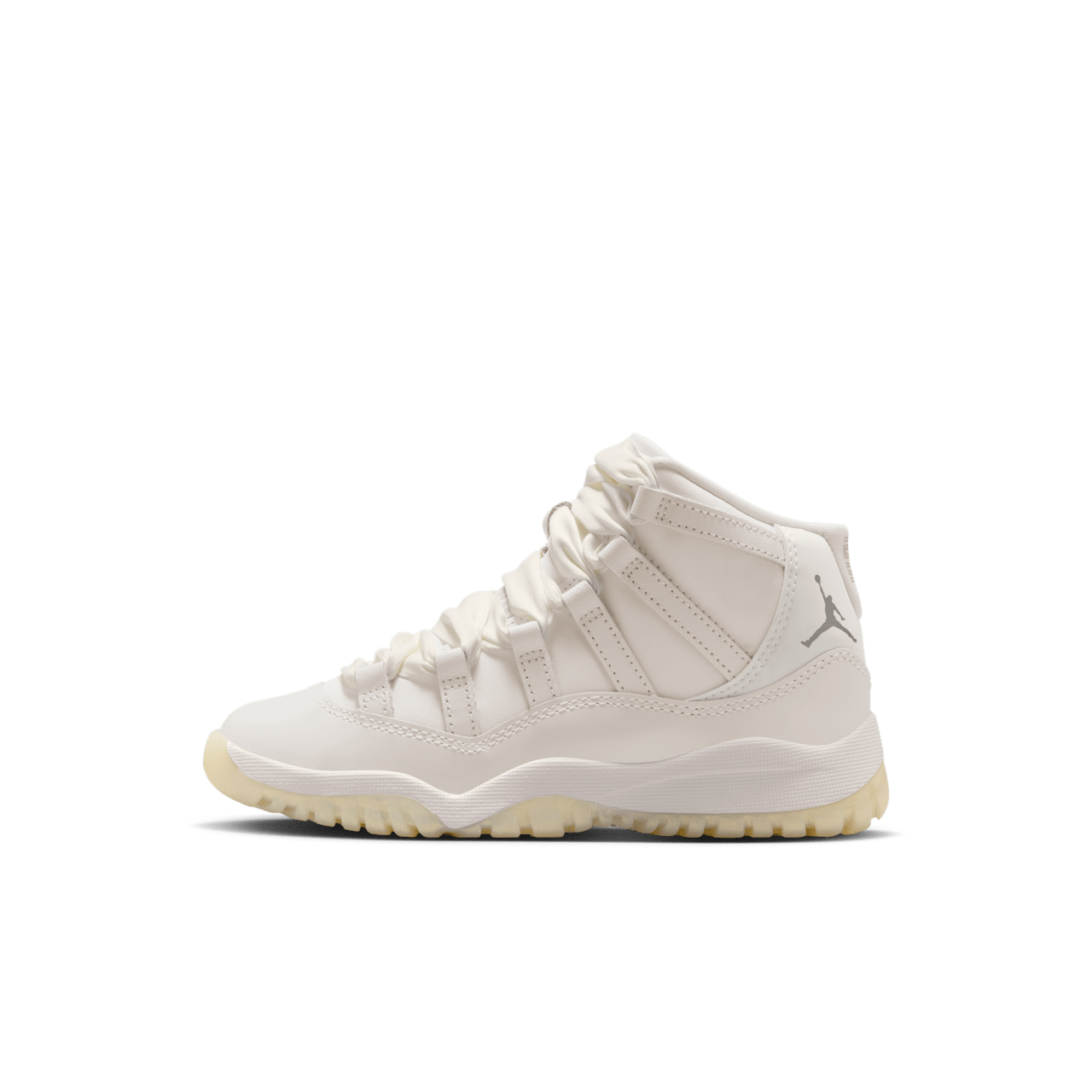 Women's Air Jordan 11 'Pearl' (AR0715-110)