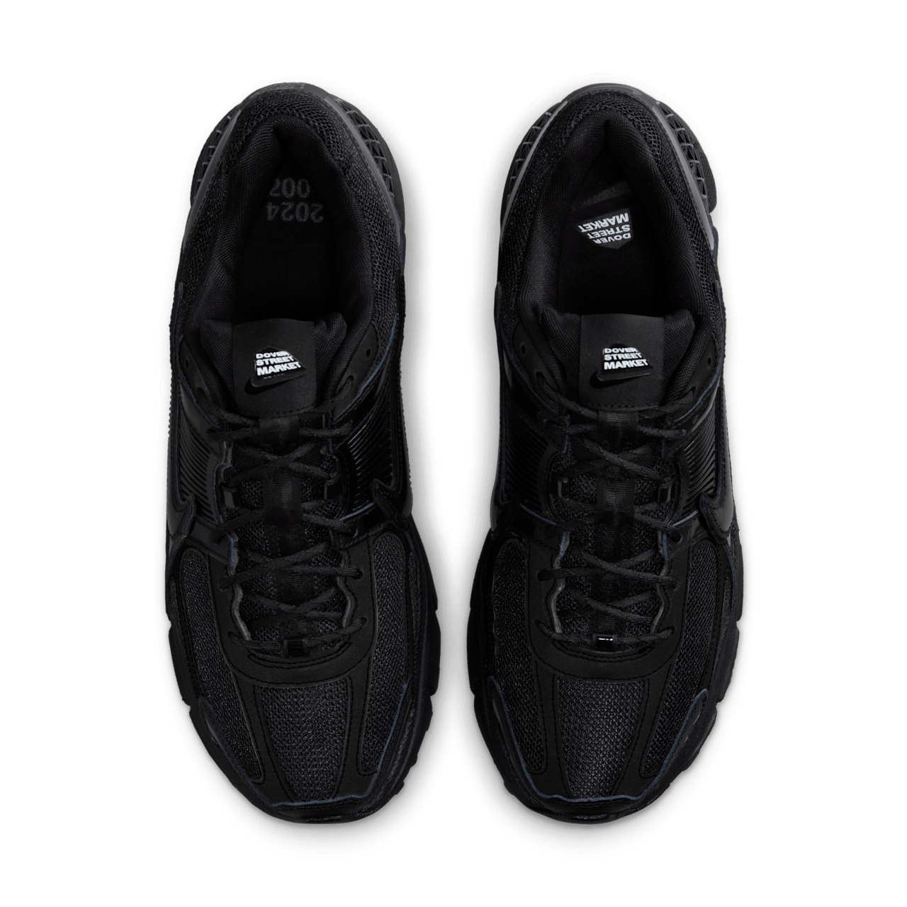 Data de llançament de les Zoom Vomero 5 x Dover Street Market "Triple Black" (FZ3313-001)