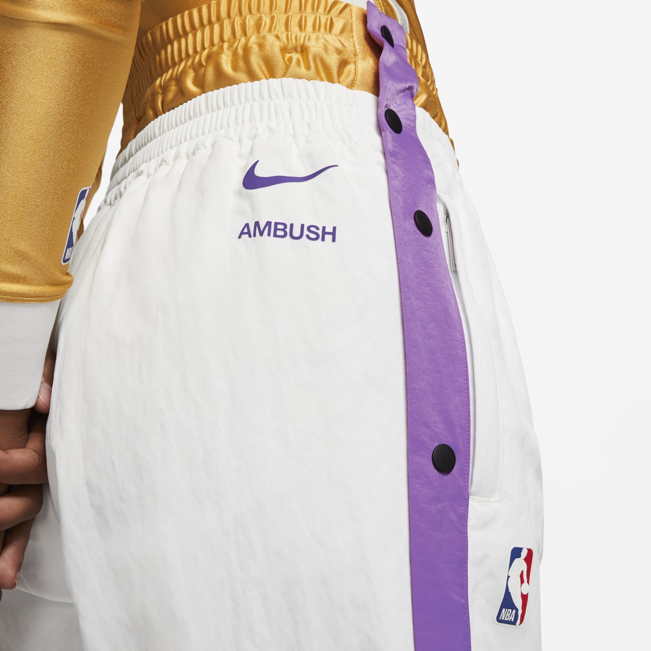 วันเปิดตัว Nike x AMBUSH Apparel Collection