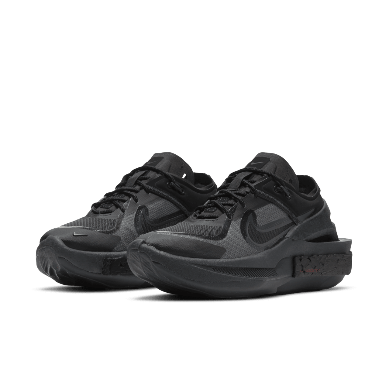Date de sortie de la Fontanka Edge « Triple Black »