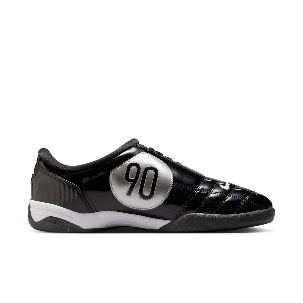 Total 90 ‚Black and White‘ (HJ9351-001) – datum uvedení 