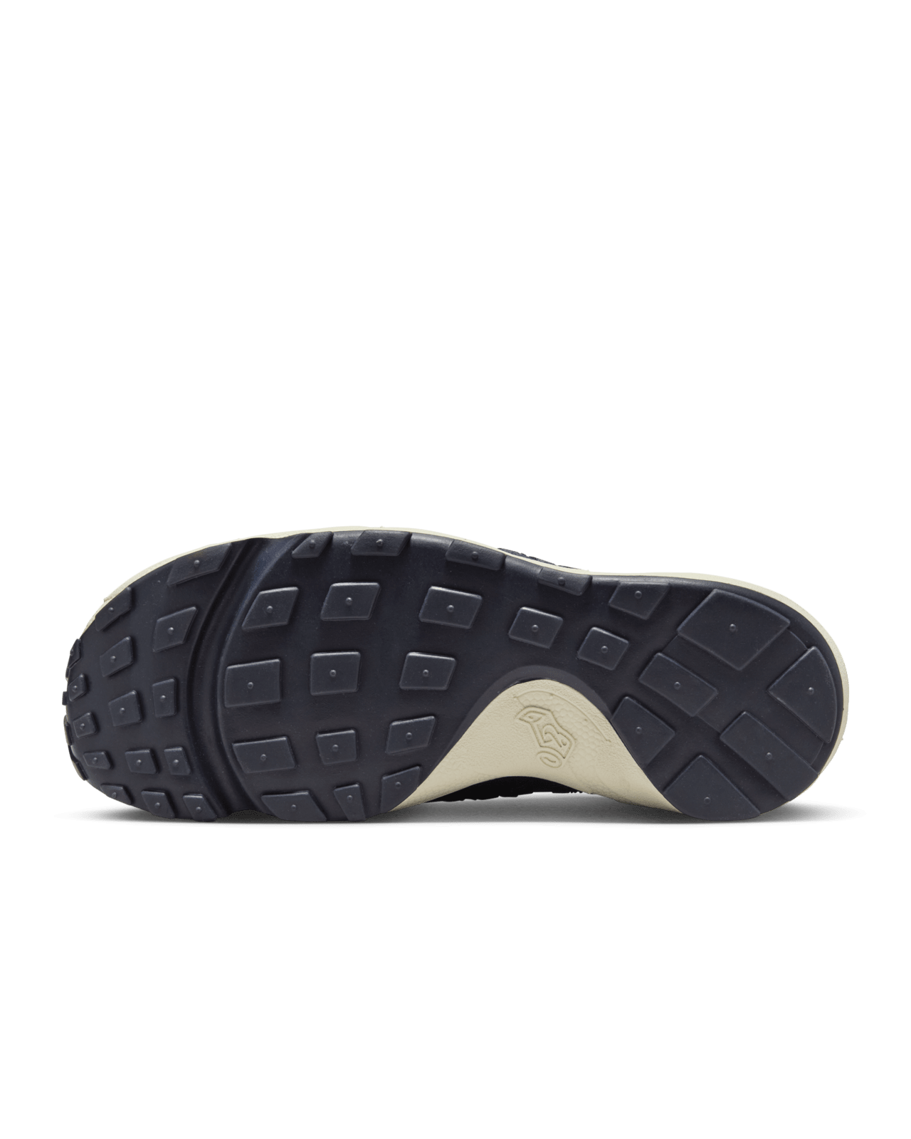 Air Footscape Woven „Obsidian” (HF1759-400) – megjelenési dátum