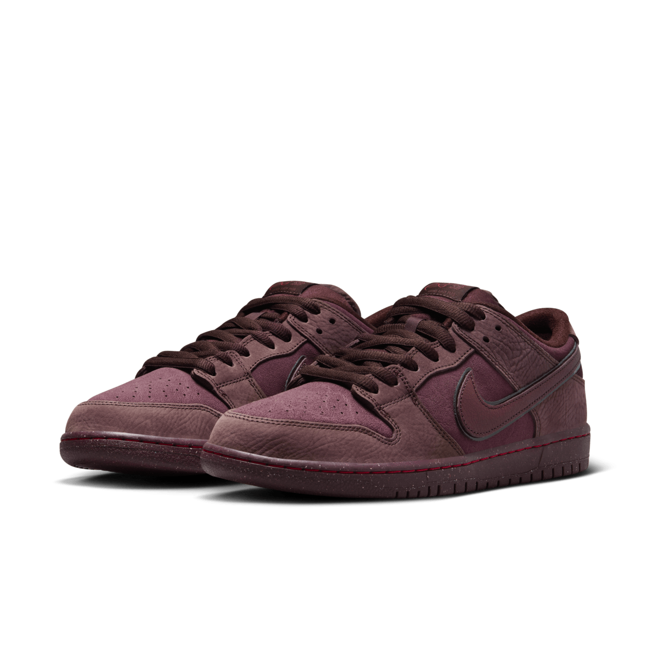 วันเปิดตัว Nike SB Dunk Low "Burgundy Crush" (FN0619-600)