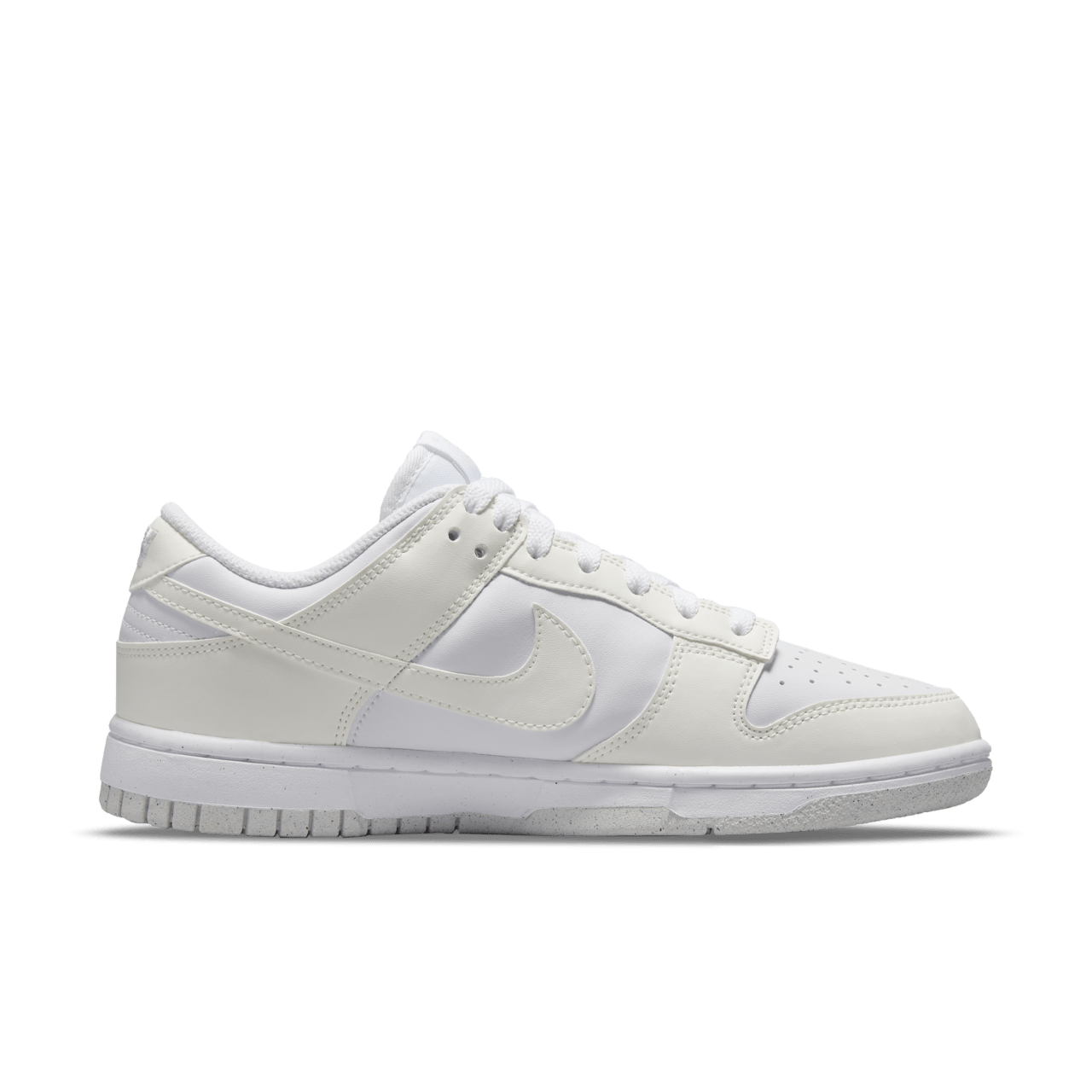 【NIKE公式】レディース ダンク LOW ネクスト ネイチャー 'Sail' (DD1873-101 / W NIKE DUNK LOW VEGAN)