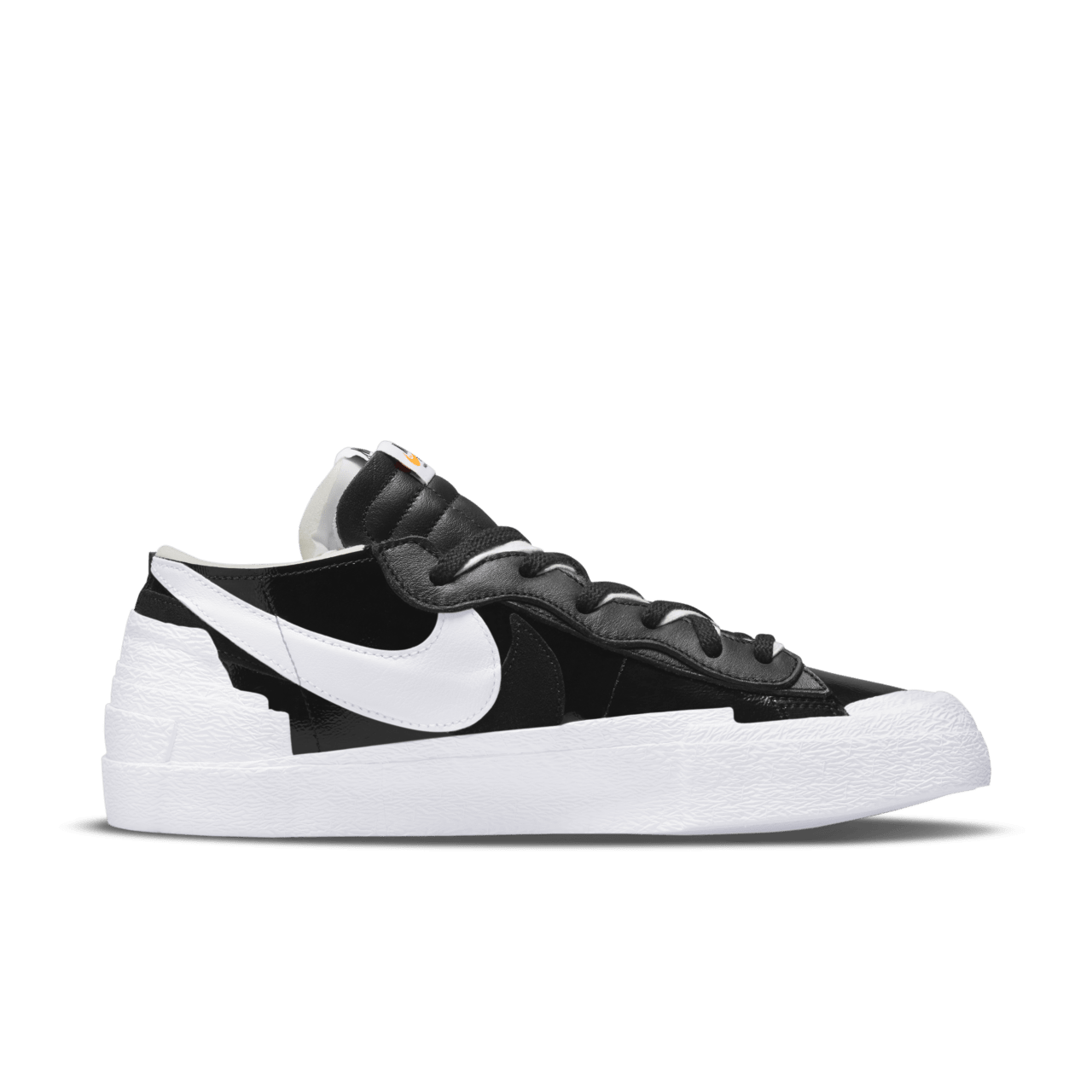 วันเปิดตัว Blazer Low x sacai “Black Patent Leather” (DM6443-001)