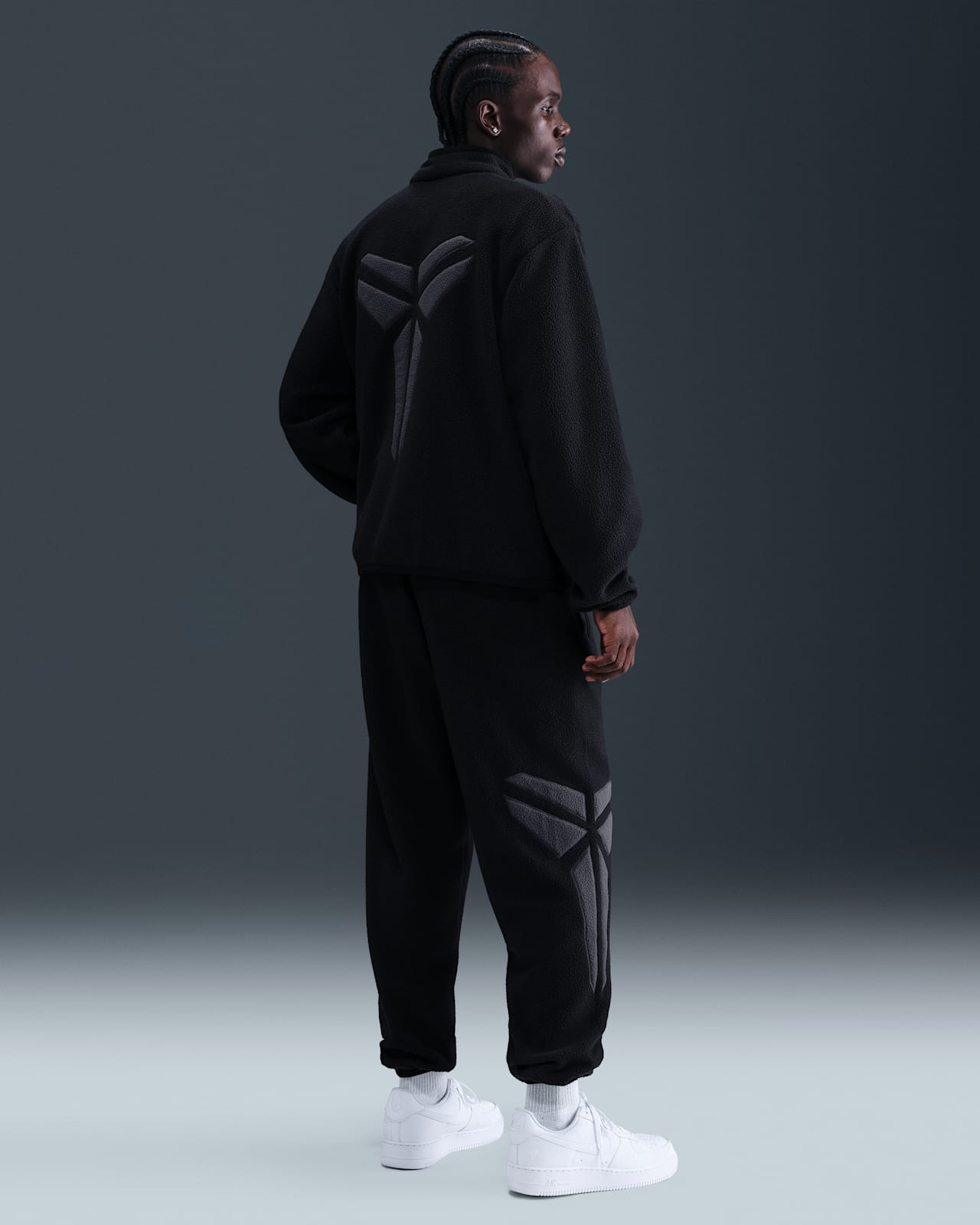 Kobe Men's Winterized Basketball Pants Release Date