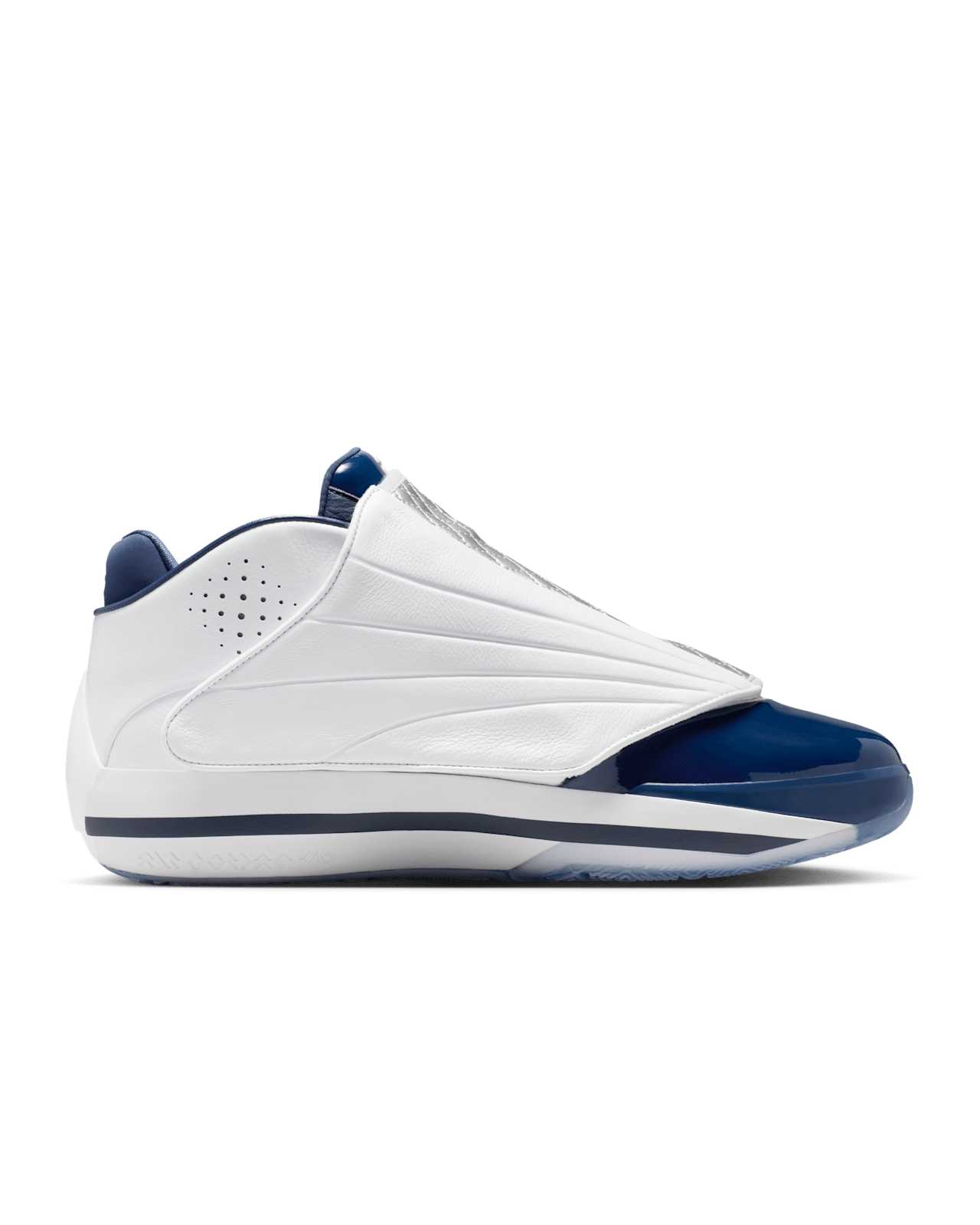 Fecha de lanzamiento de los Air Jordan 4016 "White and Midnight Navy" (IR2080-100)