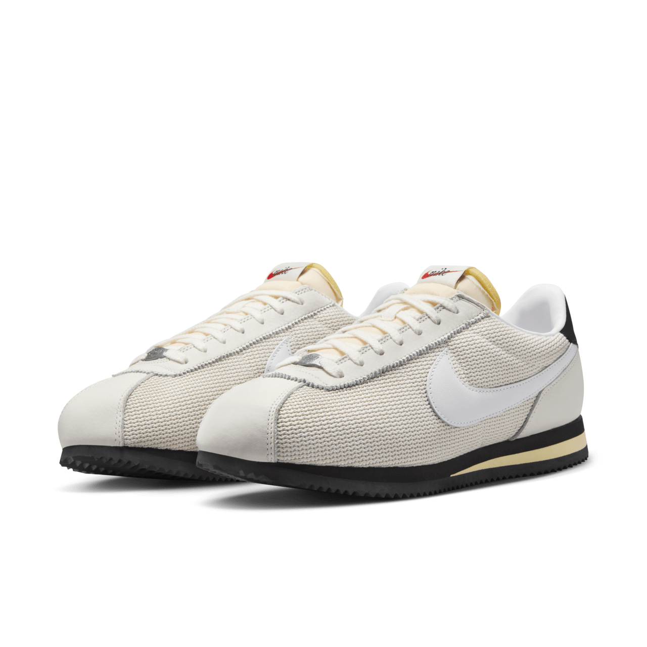 วันเปิดตัว Cortez "Light Orewood Brown" (FZ4630-100)