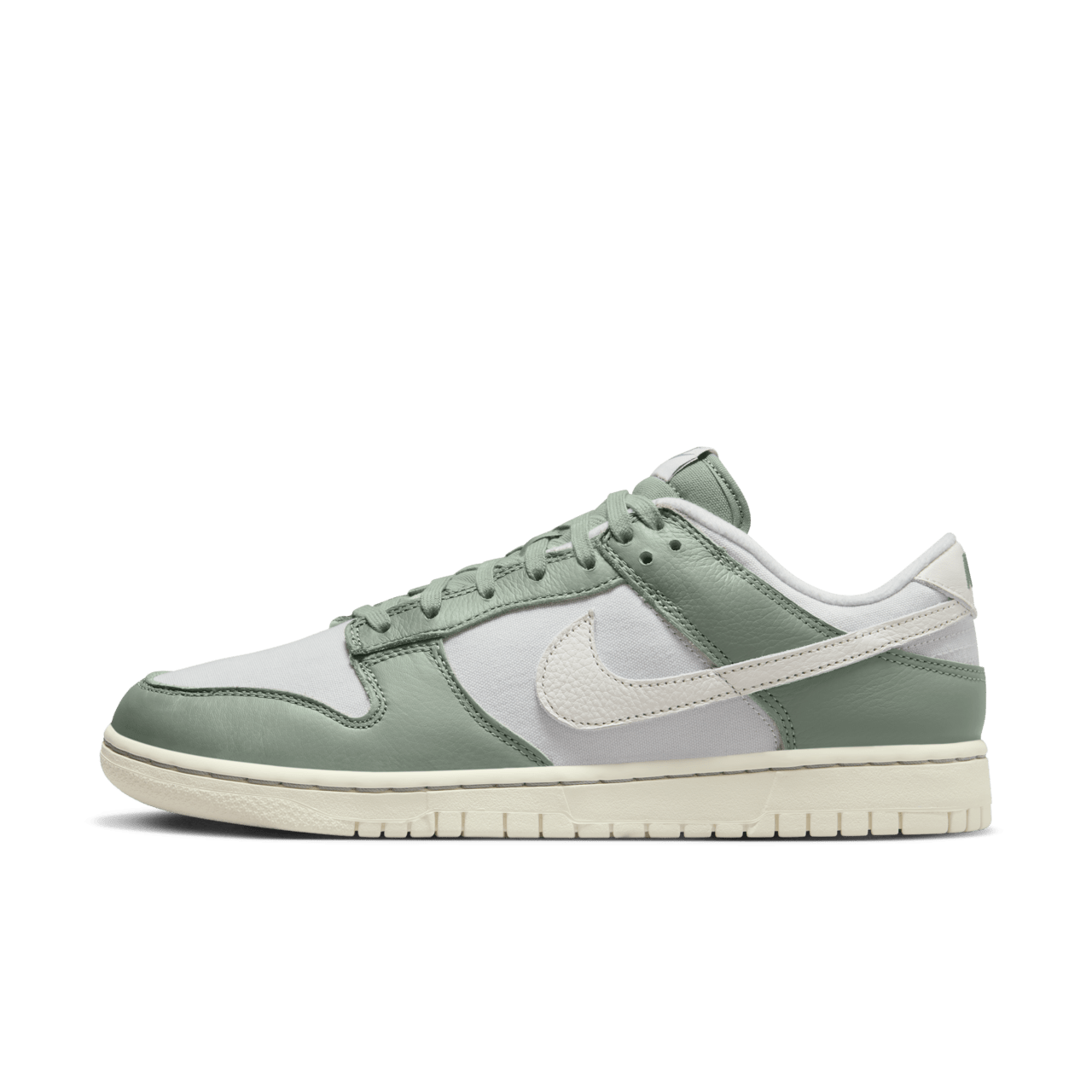 Dunk Low „Mica Green” (DV7212-300)