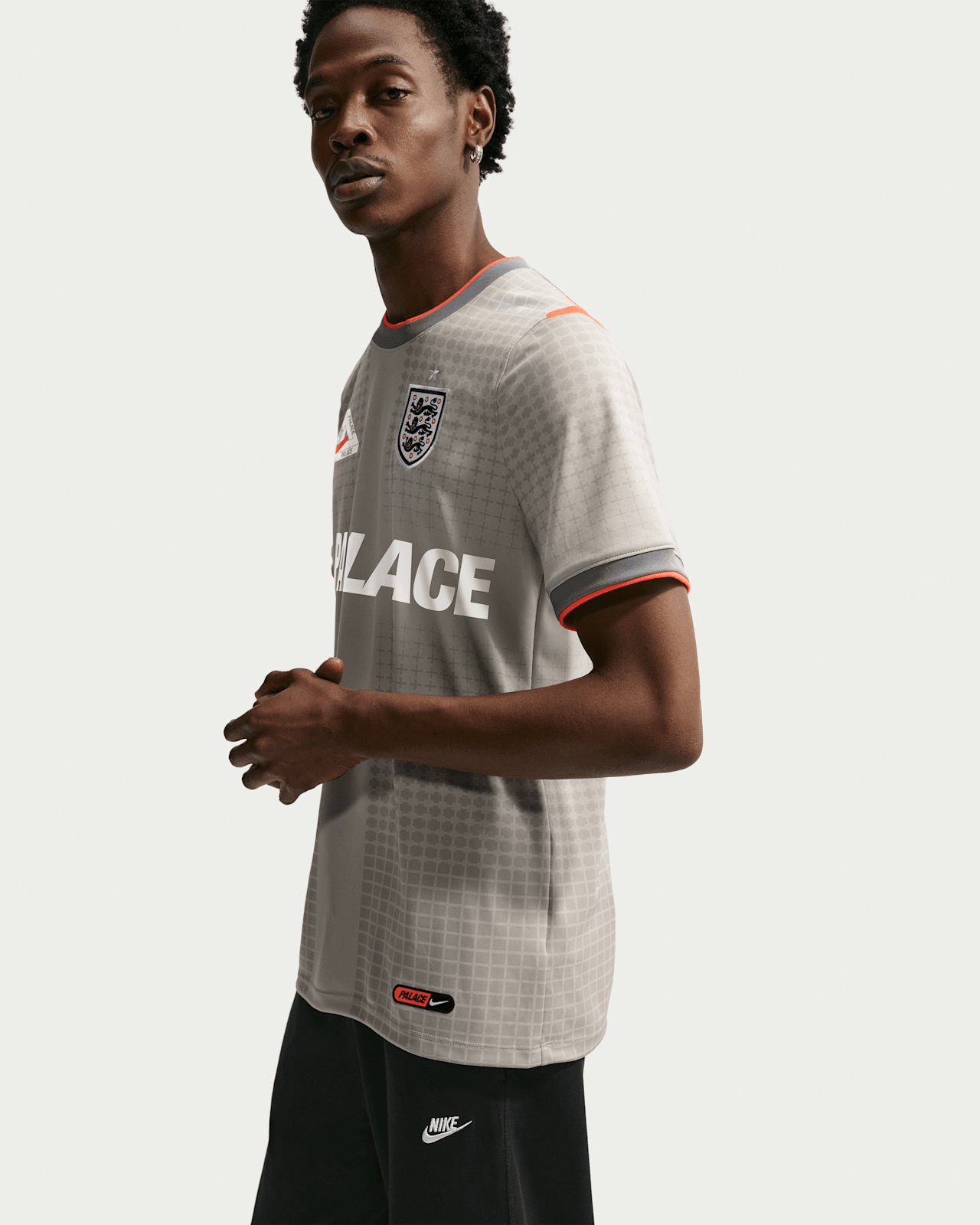 잉글랜드 x Palace Collection 출시일