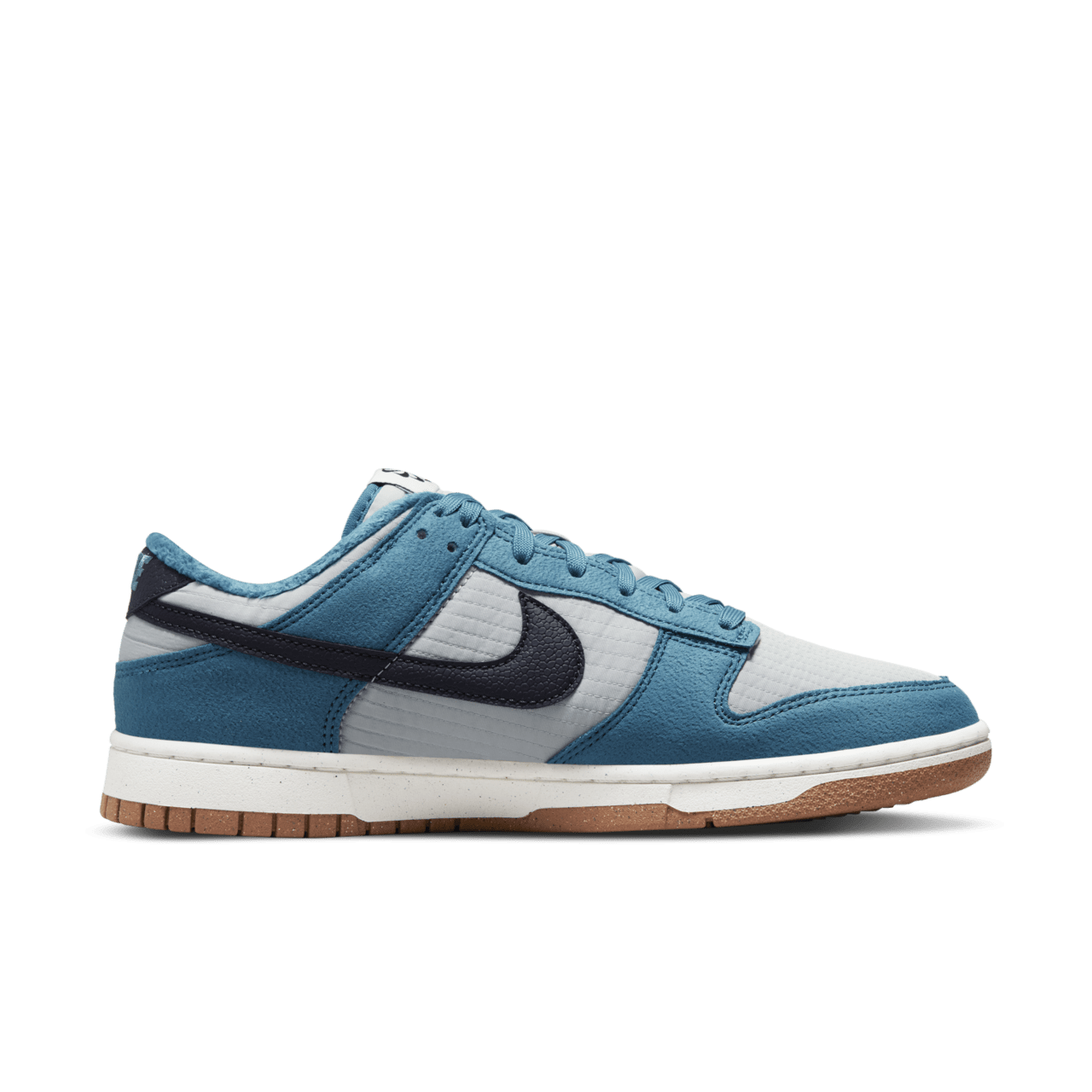 Fecha de lanzamiento del Dunk Low "Next Nature Riftblue" (DD3358-400)