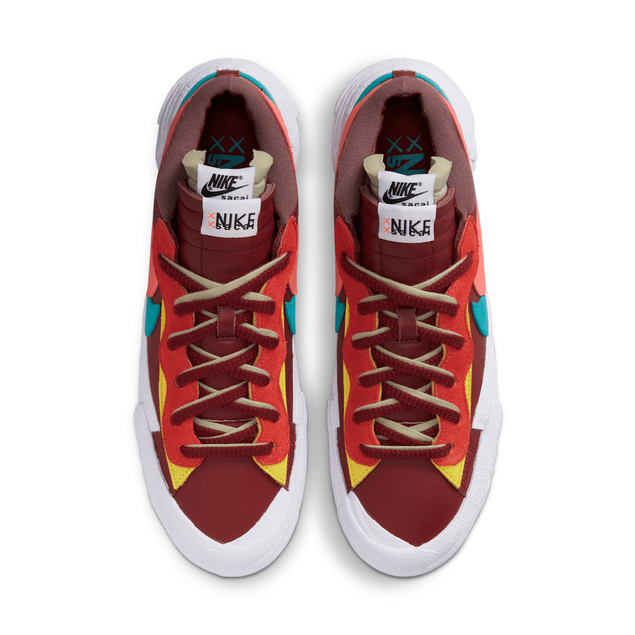 NIKE公式】sacai x KAWS ブレーザー LOW 'Team Red'(DM7901-600 NIKE公式】sacai x KAWS ブレーザー LOW 'Team Red'(DM7901-600